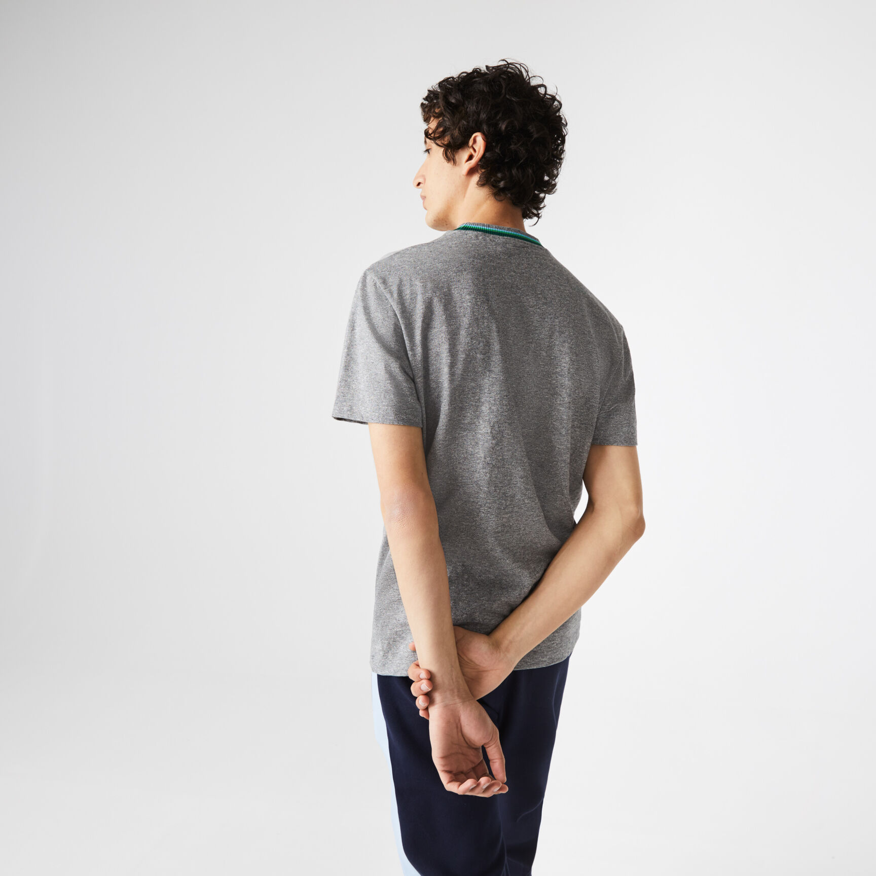 تيشيرت قطني مخطط برقبة دائرية للرجال