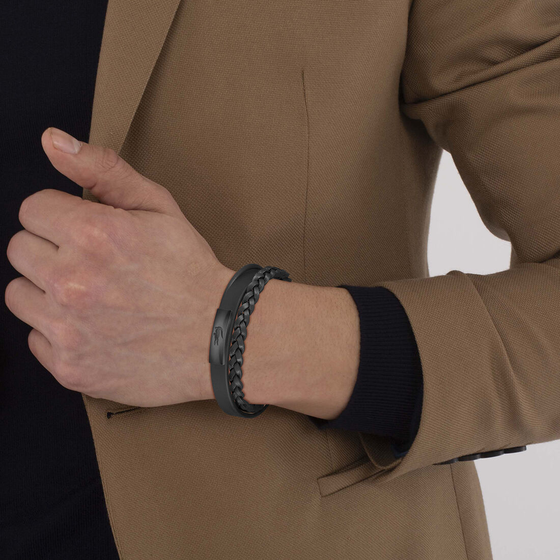 سوار فيوجن الجلدي سوار فيوجن الجلدي