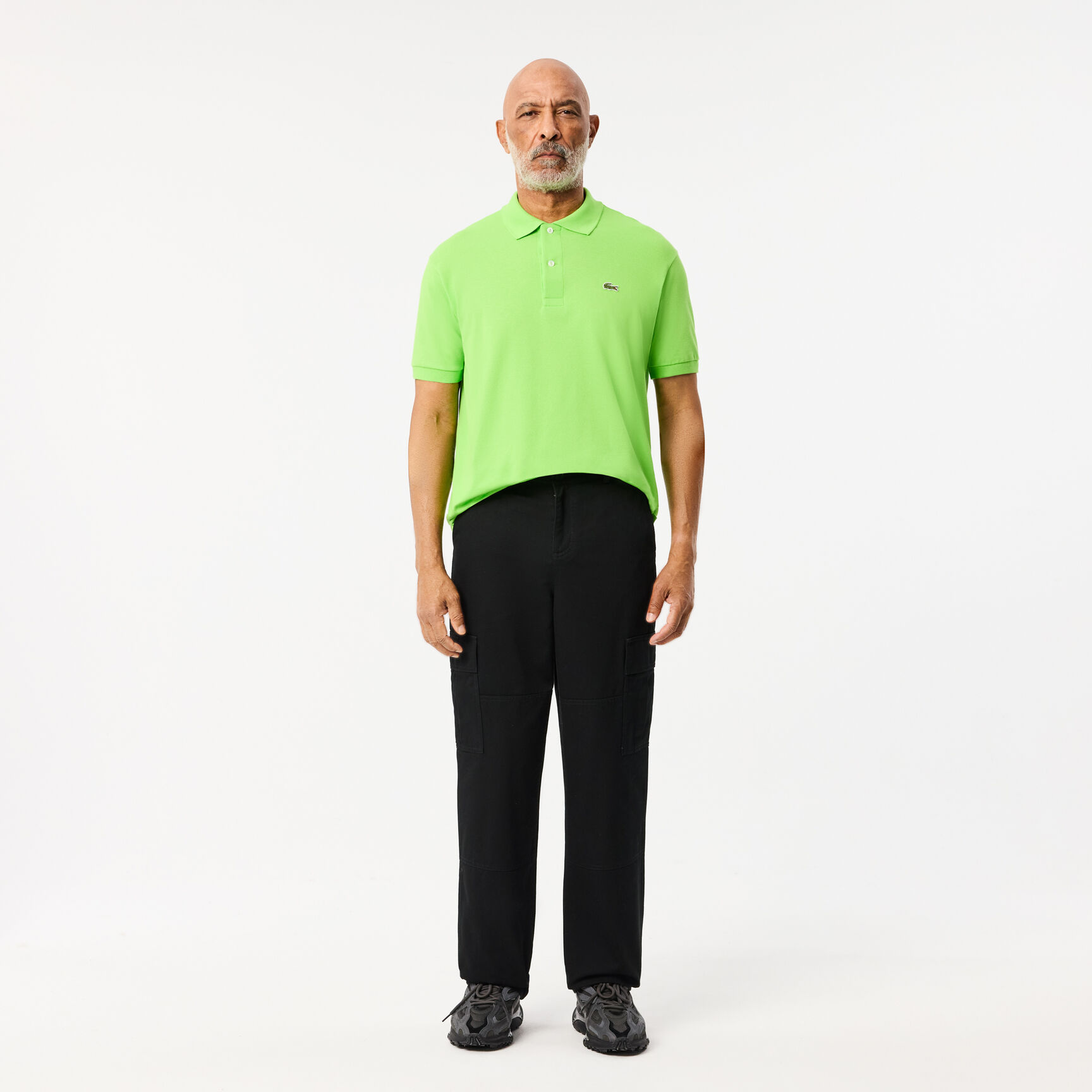 سروال قطني بقصّة مستقيمة سروال قطني بقصّة مستقيمة