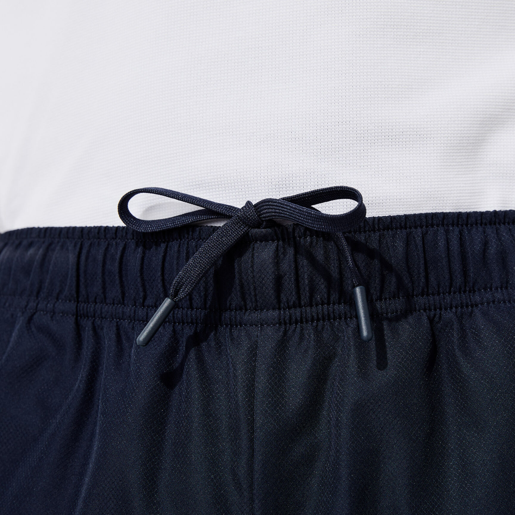 شورت بأشرطة جانبية وشعار الماركة للرجال مجموعة Lacoste SPORT شورت بأشرطة جانبية وشعار الماركة للرجال مجموعة Lacoste SPORT