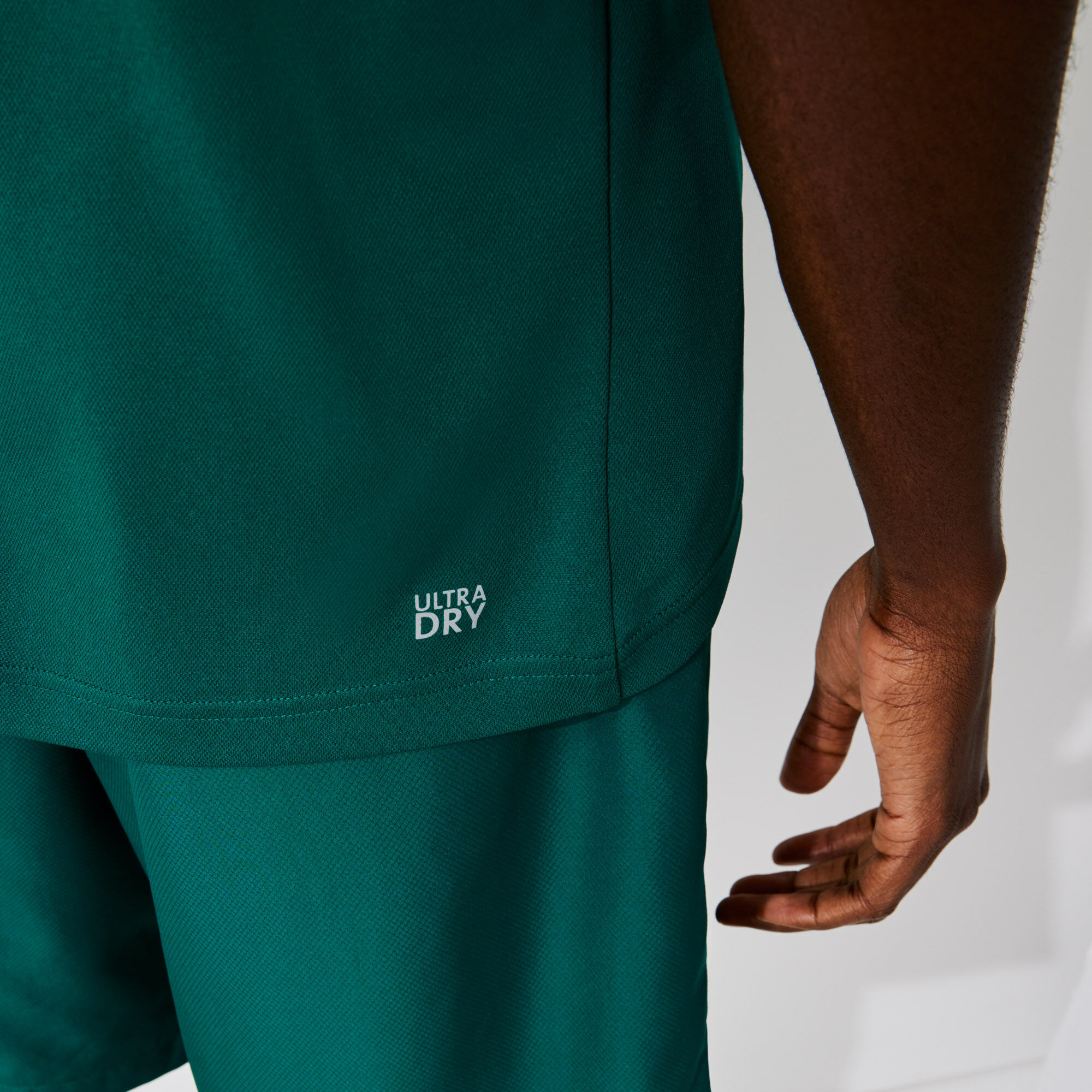 Lacoste SPORT Breathable Resistant 