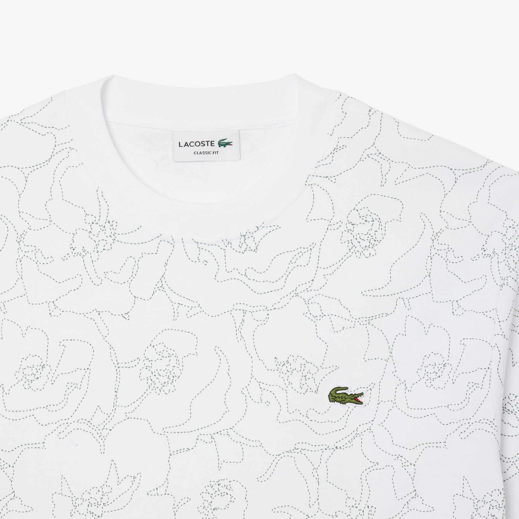 تي شيرت كلاسيكي بطبعة الزهور