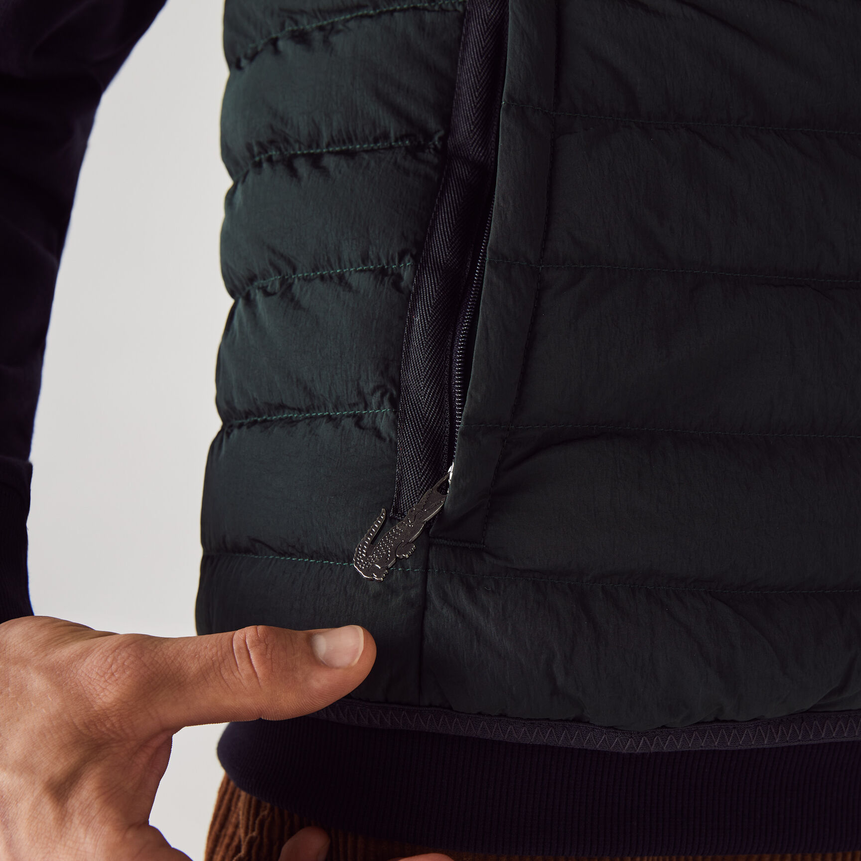 جاكيت منفوخ قابل للطي بقماش خفيف الوزن مقاوم للماء للرجال