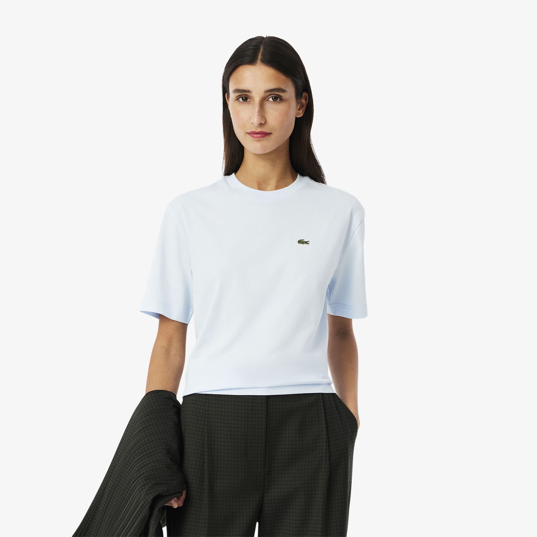 تي شيرت قطني ناعم بقصّة مريحة تي شيرت قطني ناعم بقصّة مريحة