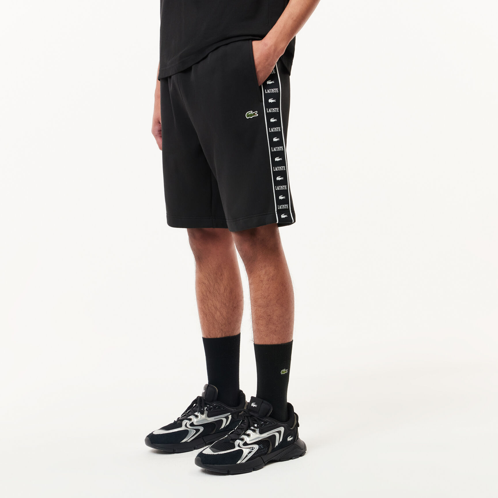 شورت ركض مصنوع من الصوف بشريط بشعار الماركة شورت ركض مصنوع من الصوف بشريط بشعار الماركة