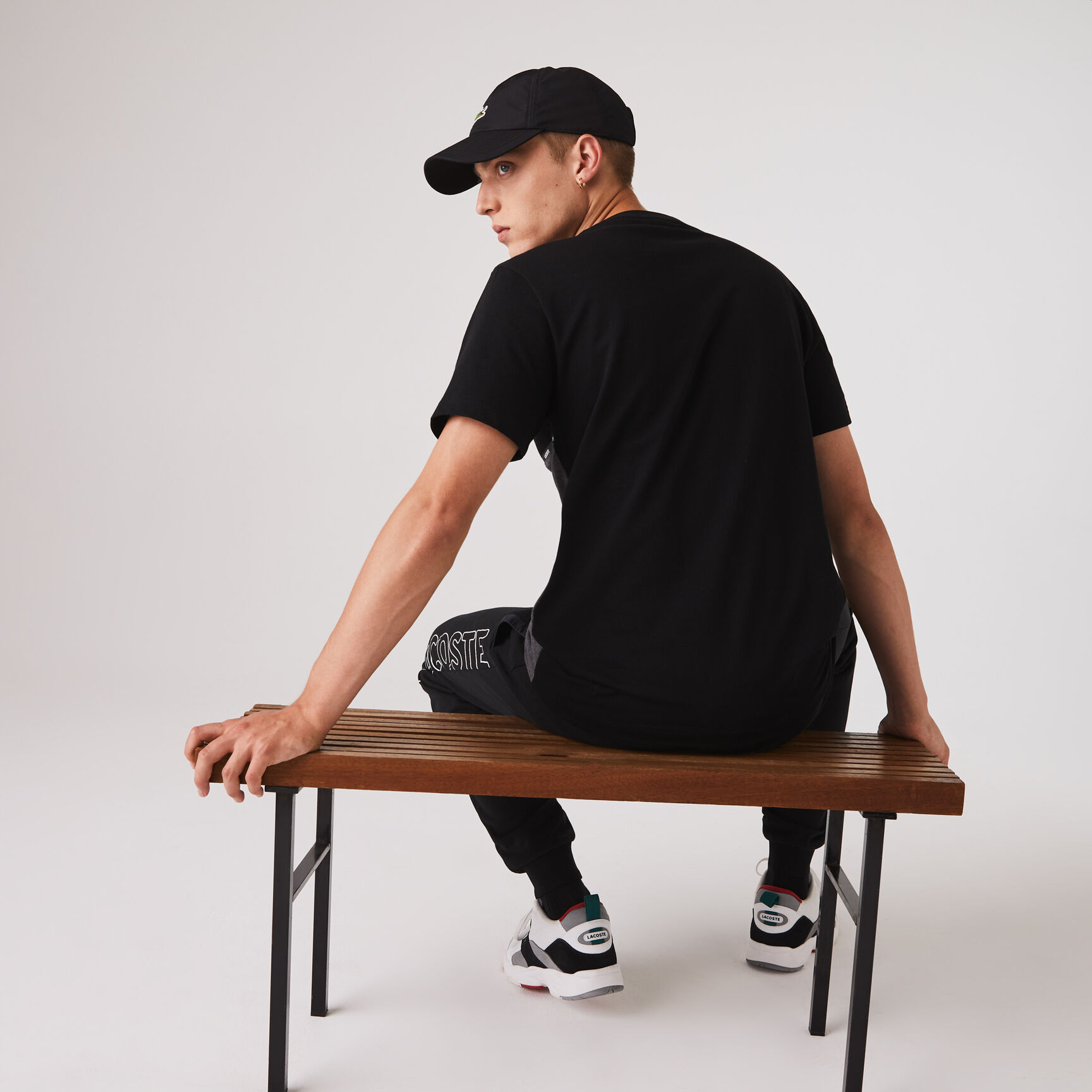 Men's Lacoste SPORT Crew Neck Lightweight Bicolour Cotton T-shirt Men's Lacoste SPORT Crew Neck Lightweight Bicolour Cotton T-shirt