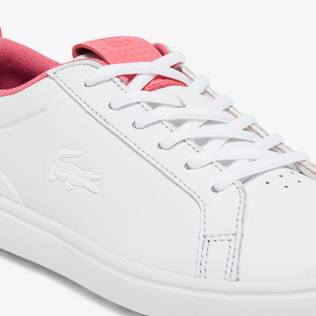 سنيكرز جي اليت جلد وخامات صناعية للنساء سنيكرز جي اليت جلد وخامات صناعية للنساء