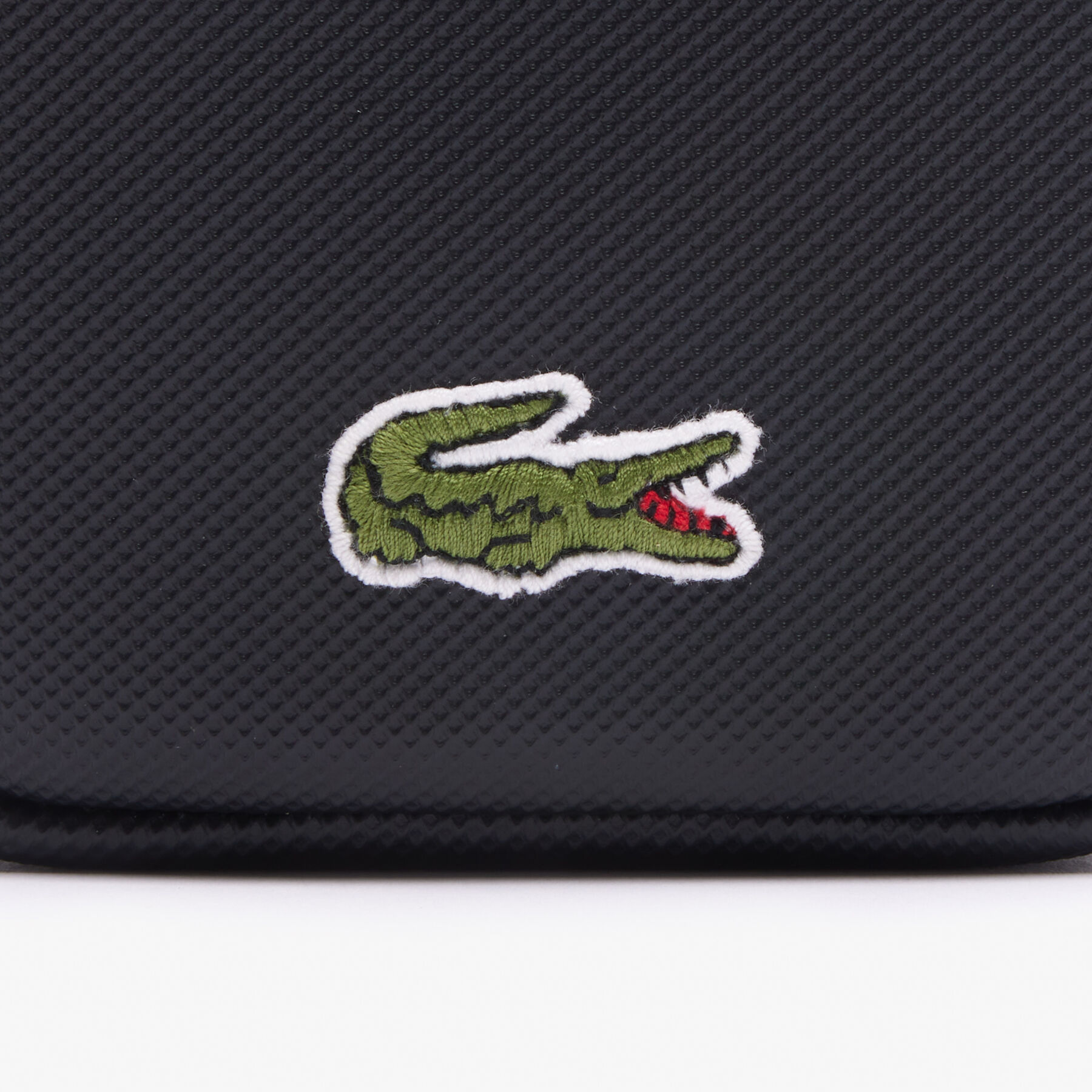 lacoste lcst smartphone holder with pocket