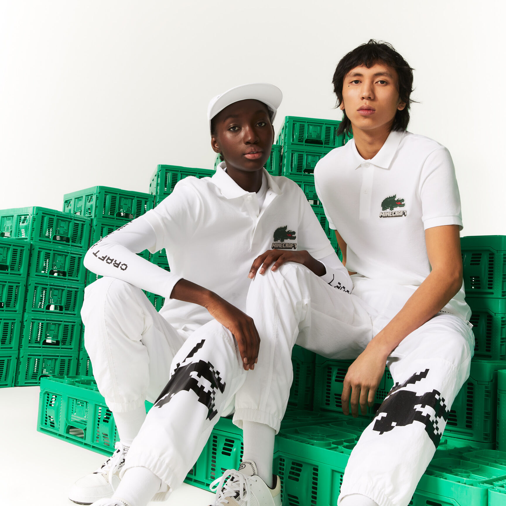 تيشيرت بولو قطن عضوي بقصة كلاسيكية للجنسين مجموعة Lacoste x Minecraft