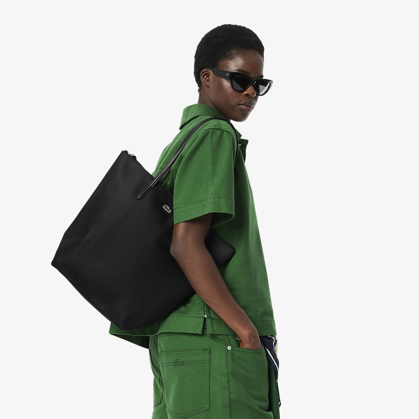 حقيبة حمل عمودية L.12.12 حقيبة حمل عمودية L.12.12