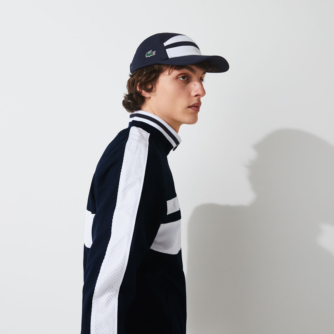 بذلة رياضية للتنس برقبة عالية مجموعة Lacoste SPORT للرجال بذلة رياضية للتنس برقبة عالية مجموعة Lacoste SPORT للرجال