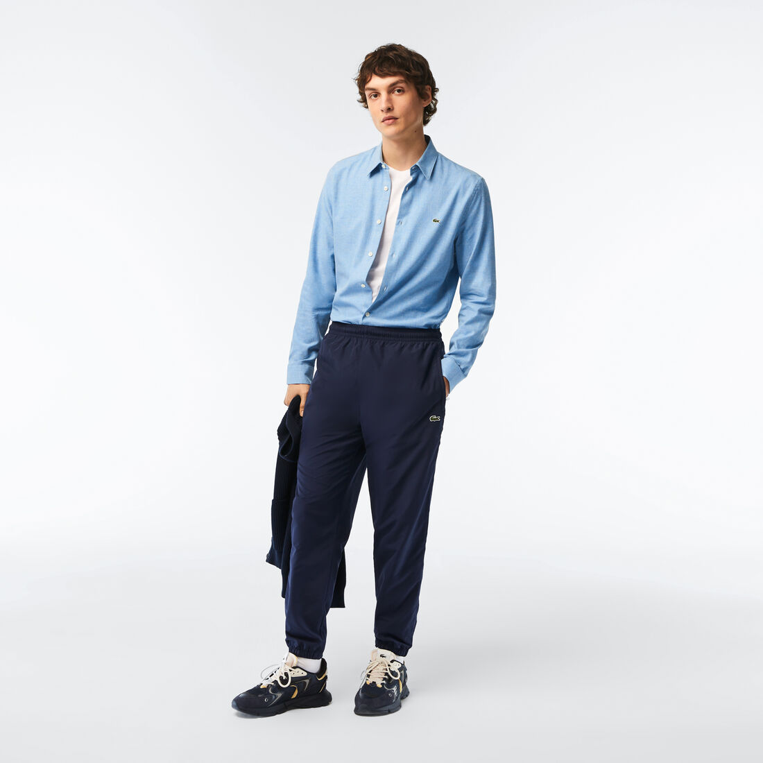 قميص قطن فاخر بقصّة عادية للرجال قميص قطن فاخر بقصّة عادية للرجال