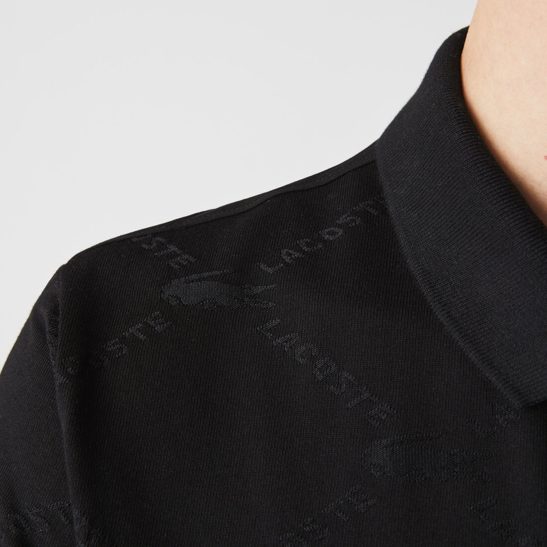 قميص بولو بأنماط مونوغرام وقصة اعتيادية مجموعة Lacoste LIVE للرجال قميص بولو بأنماط مونوغرام وقصة اعتيادية مجموعة Lacoste LIVE للرجال