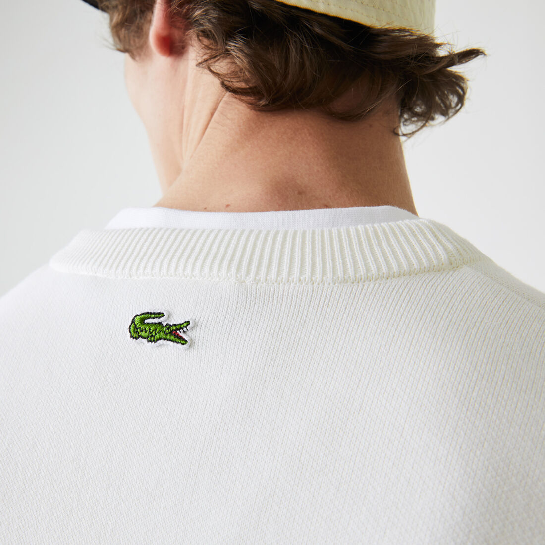 كنزة من القطن المرن للرجال بفتحة رقبة مستديرة مطرزة مجموعة Made In France كنزة من القطن المرن للرجال بفتحة رقبة مستديرة مطرزة مجموعة Made In France