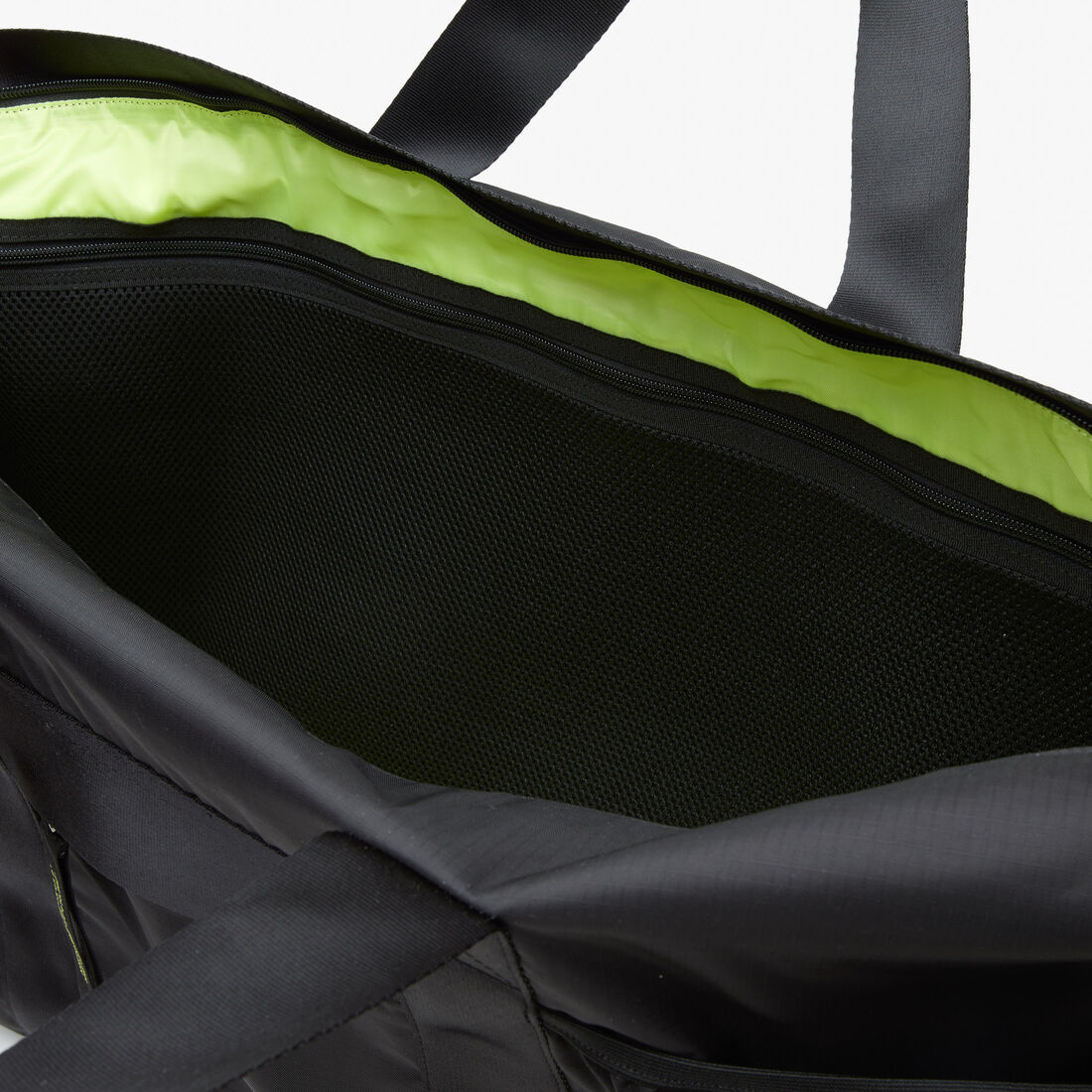 Unisex Lacoste Contrast Branded Weekend Bag Unisex Lacoste Contrast Branded Weekend Bag