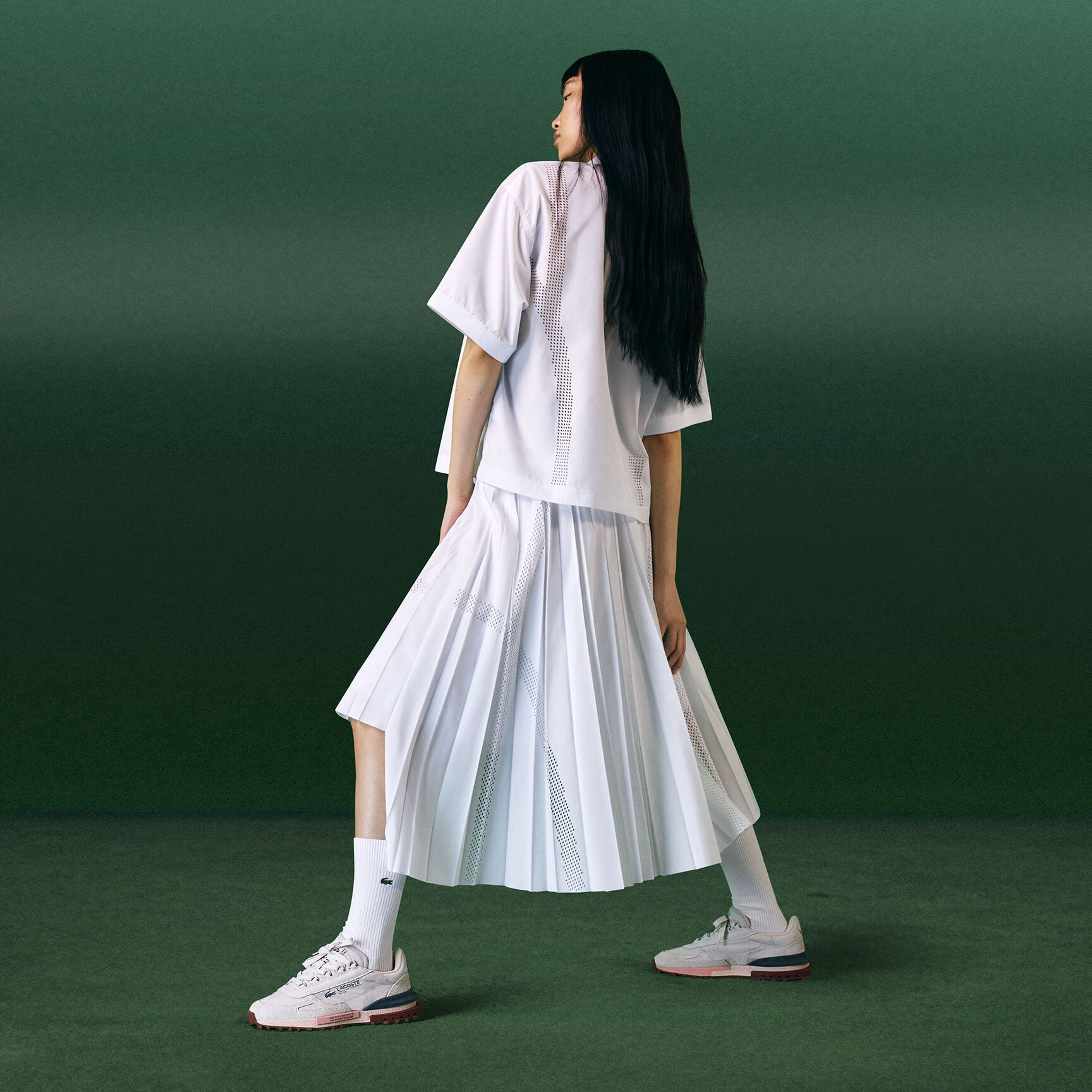 حذاء رياضي إيليت أكتف نسائي من الجلد حذاء رياضي إيليت أكتف نسائي من الجلد