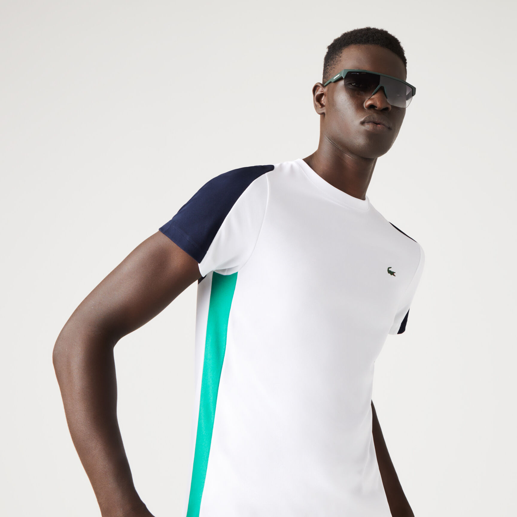 تيشيرت تنس بطبعة تمساح للرجال مجموعة Lacoste SPORT تيشيرت تنس بطبعة تمساح للرجال مجموعة Lacoste SPORT