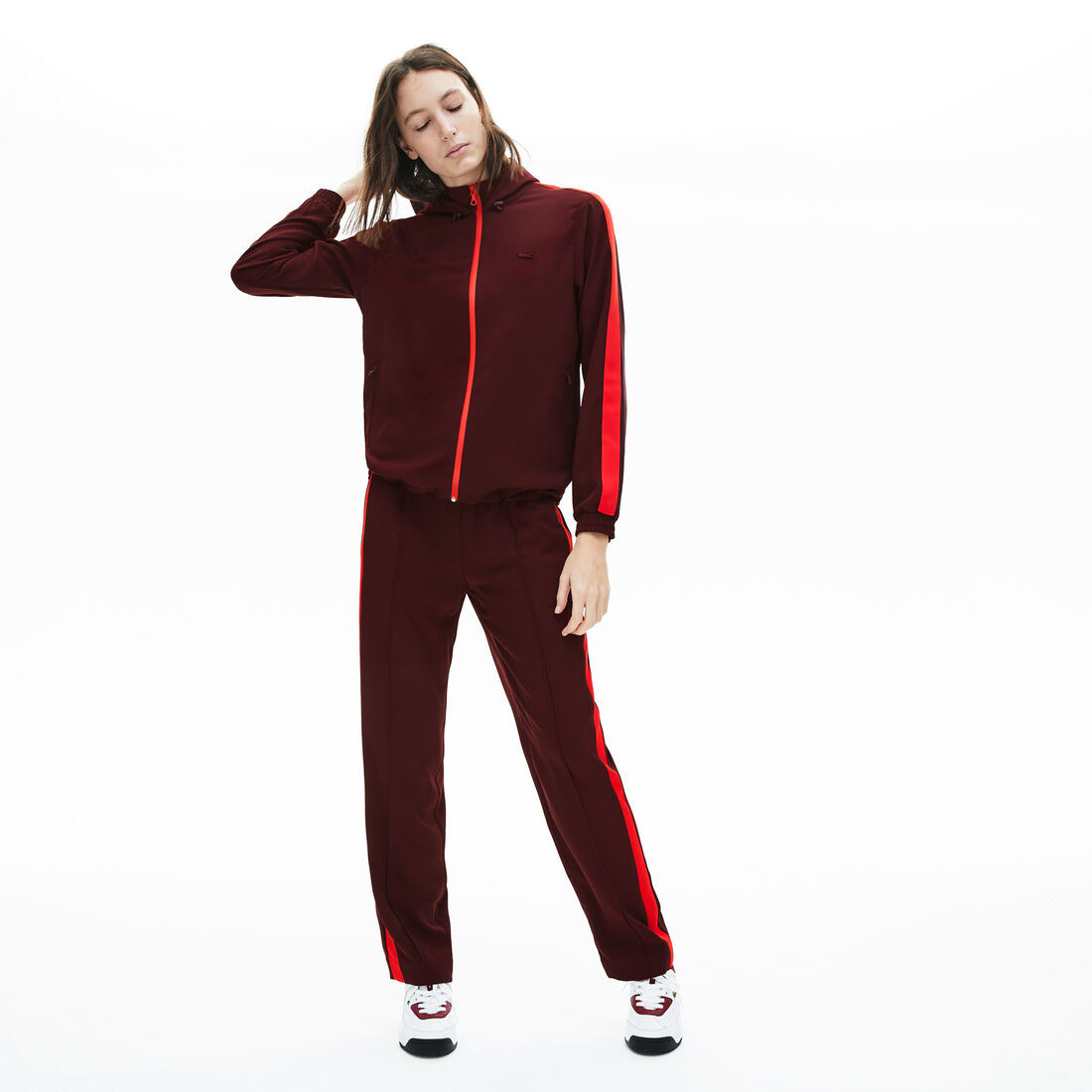 قميص ثقيل مزود بغطاء للرأس وسحاب للسيدات قميص ثقيل مزود بغطاء للرأس وسحاب للسيدات