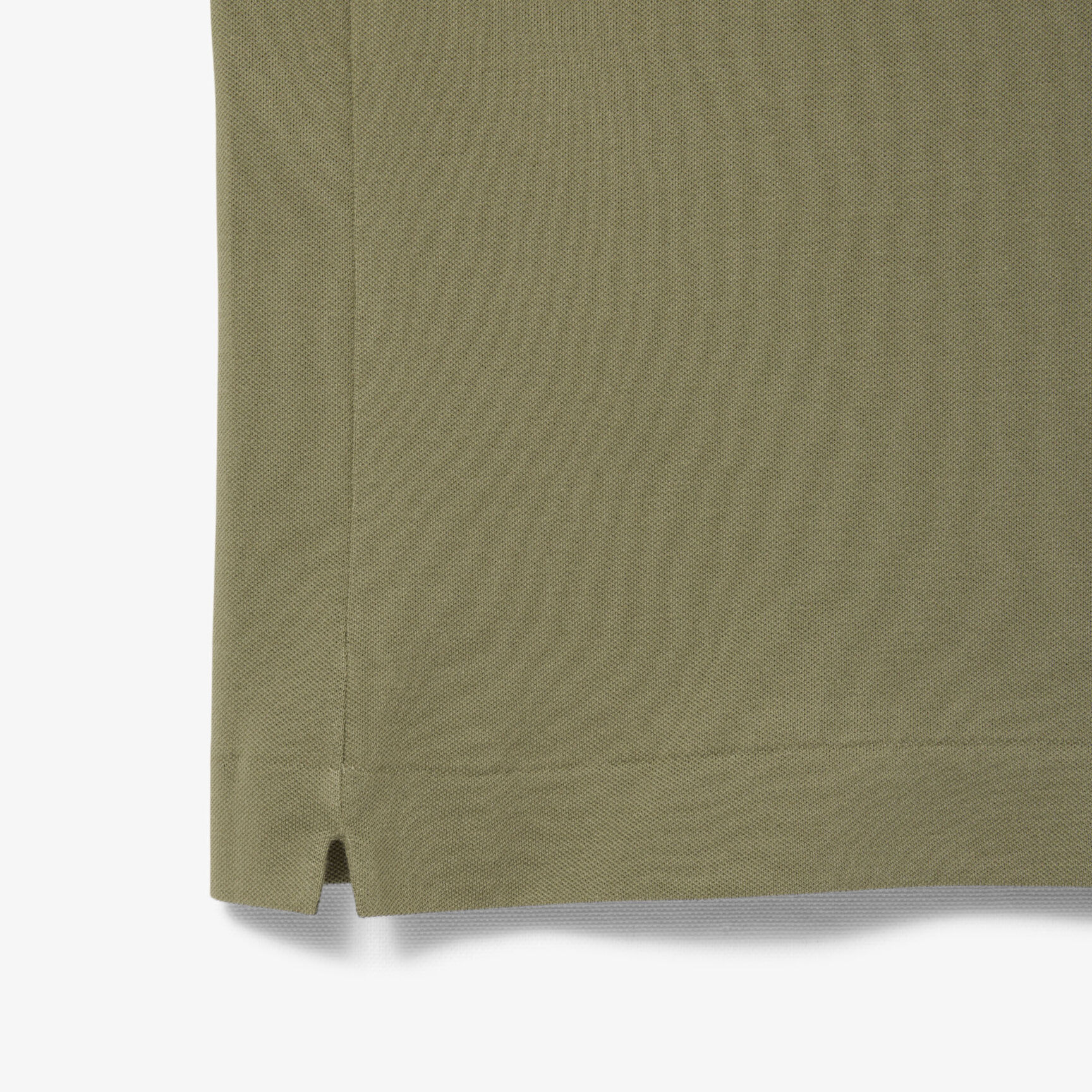 قميص بولو بيكيه خفيف بقصة كلاسيكية L.12.12