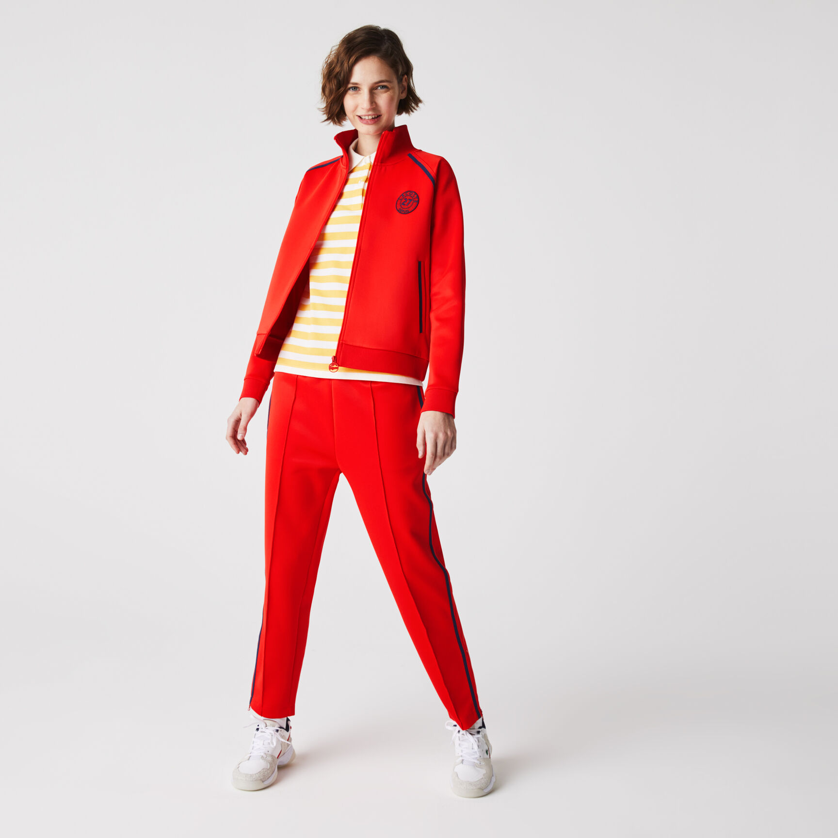 سويت شيرت بسحاب للنساء مع ياقة واقفة وطراز الفينتيج القديم