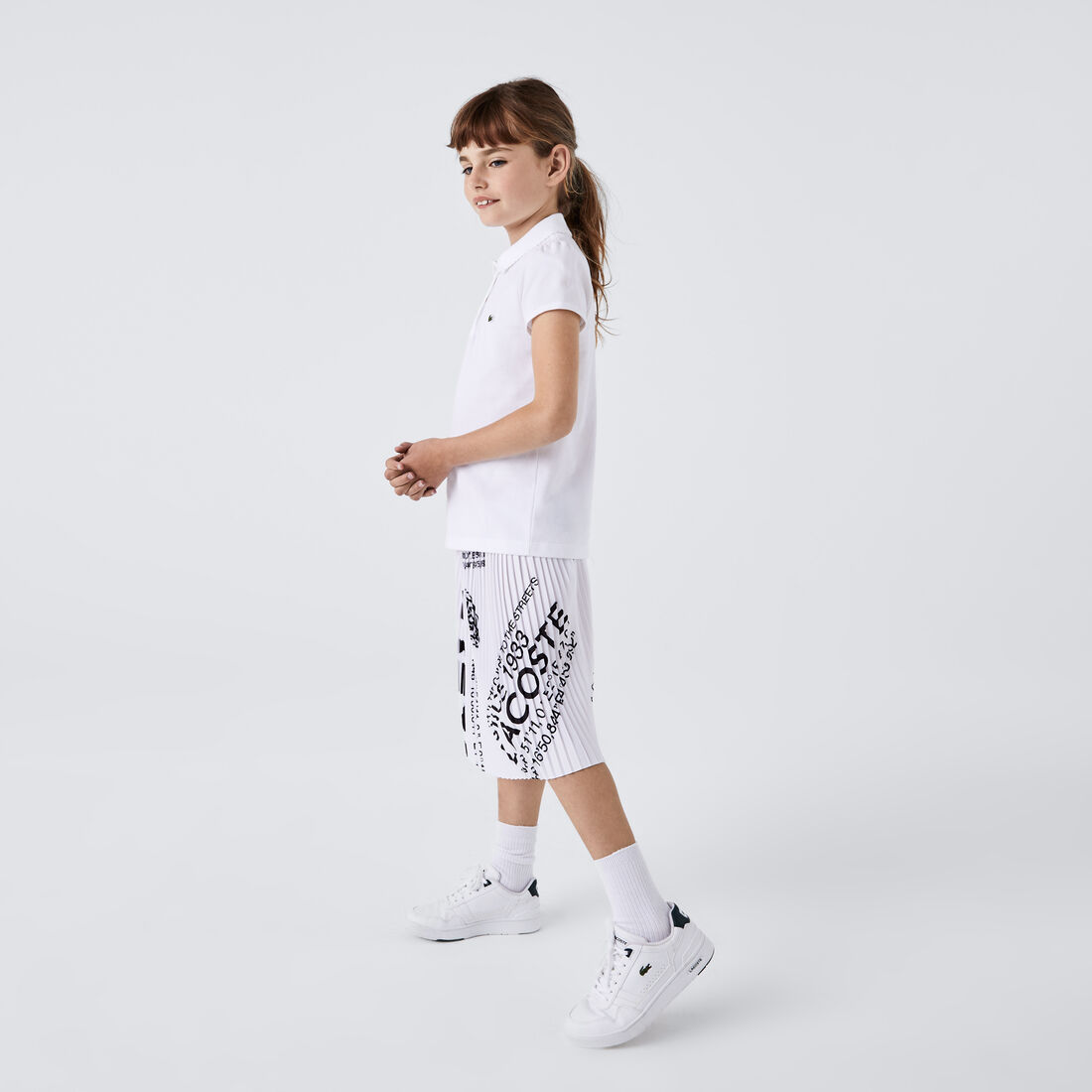 قميص بولو بيكيه بياقة مزخرفة قميص بولو بيكيه بياقة مزخرفة