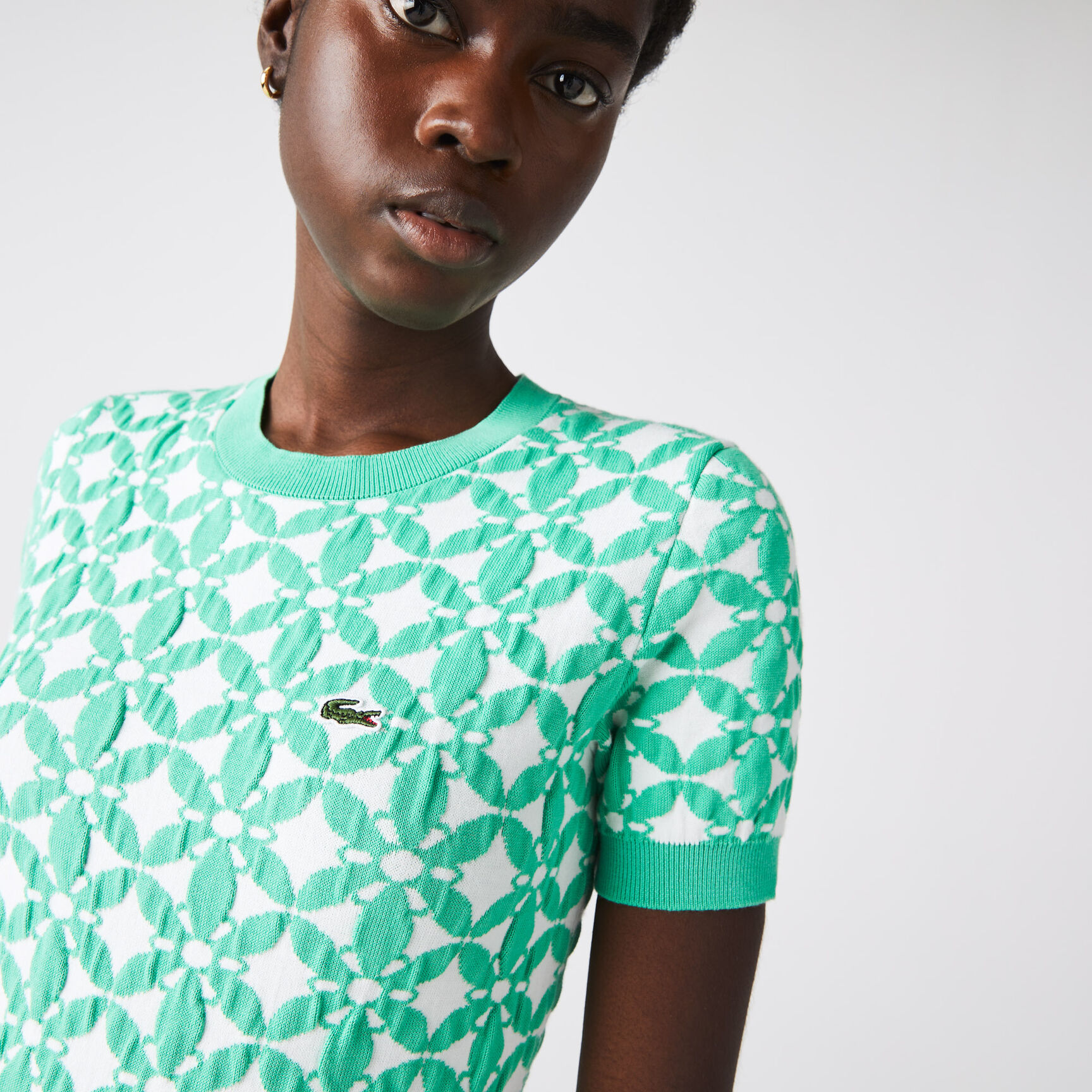 فستان كلاسيكي بتصميم سترة جاكار للنساء مجموعة Lacoste L!VE فستان كلاسيكي بتصميم سترة جاكار للنساء مجموعة Lacoste L!VE