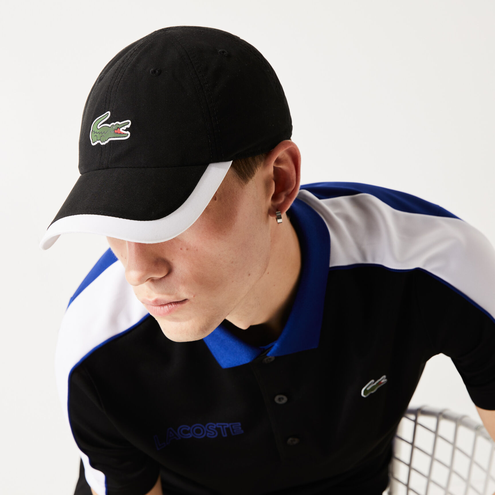 كاب خفيف بحافة بلون مغاير للرجال مجموعة Lacoste SPORT كاب خفيف بحافة بلون مغاير للرجال مجموعة Lacoste SPORT