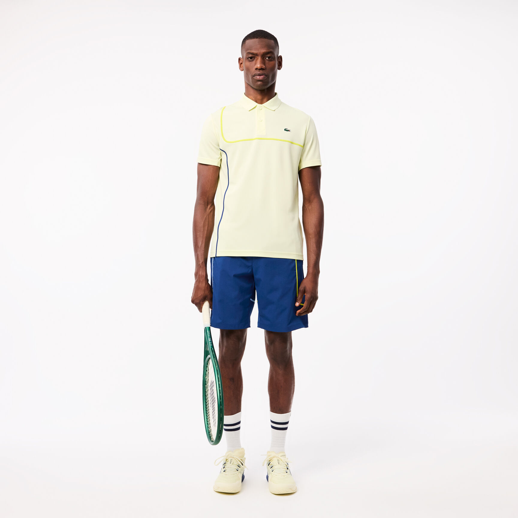 شورت تنس خفيف الوزن غير مُبطن شورت تنس خفيف الوزن غير مُبطن