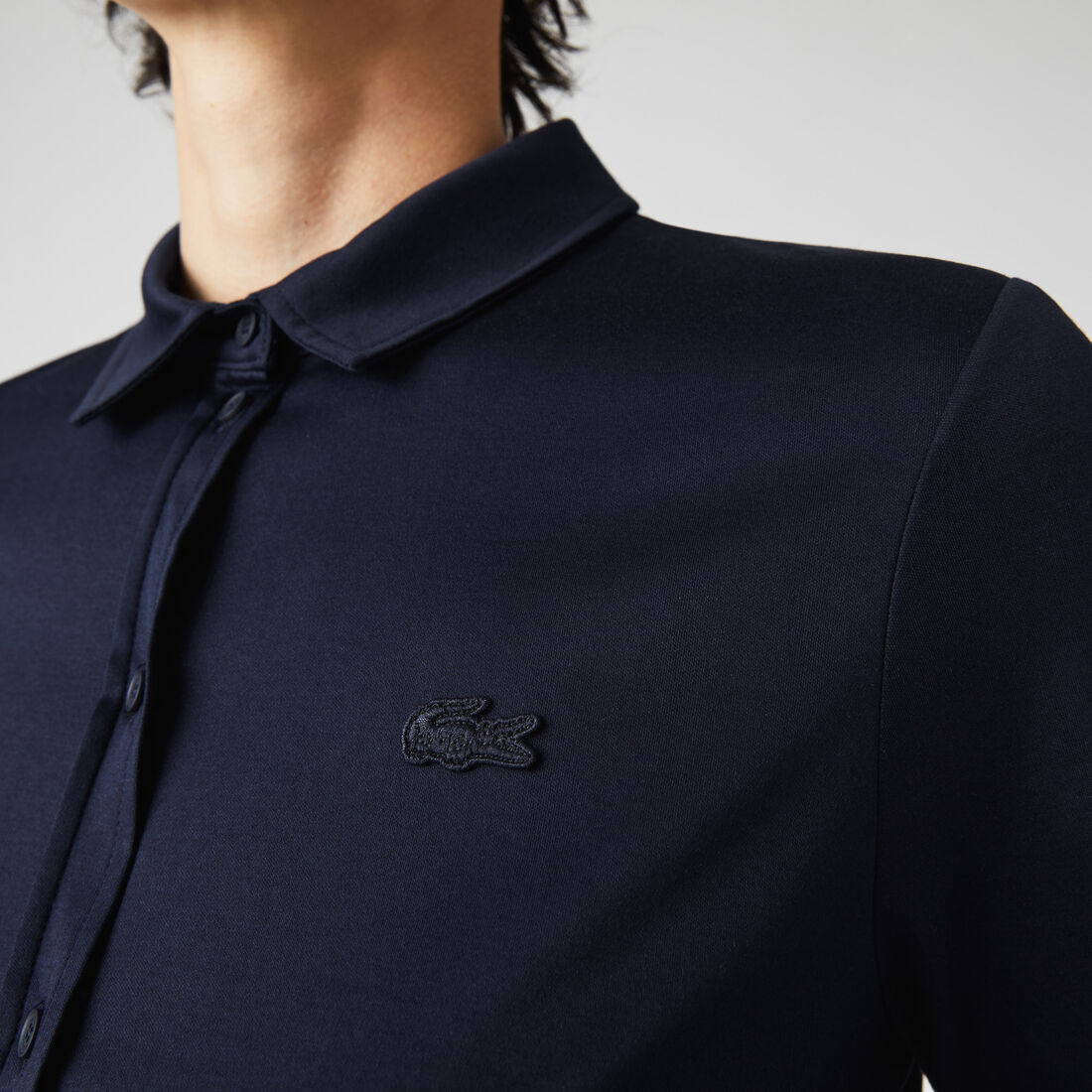 قميص بولو نسائي من قطن بيما بقصة فضفاضة من Lacoste قميص بولو نسائي من قطن بيما بقصة فضفاضة من Lacoste