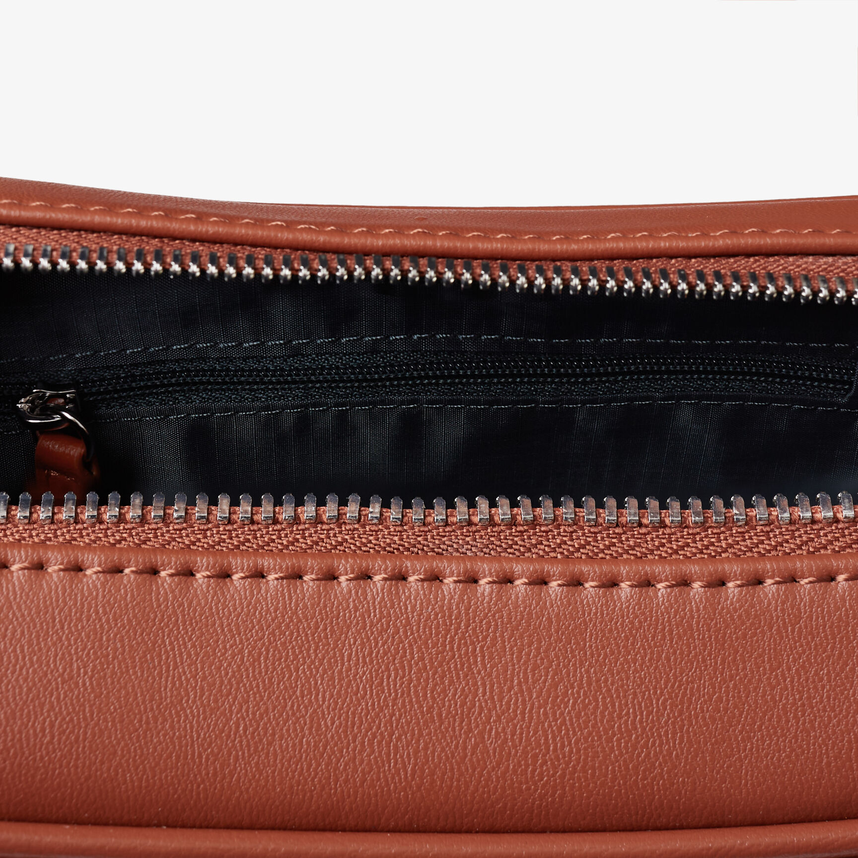 حقيبة كتف لورا جلدية حقيبة كتف لورا جلدية