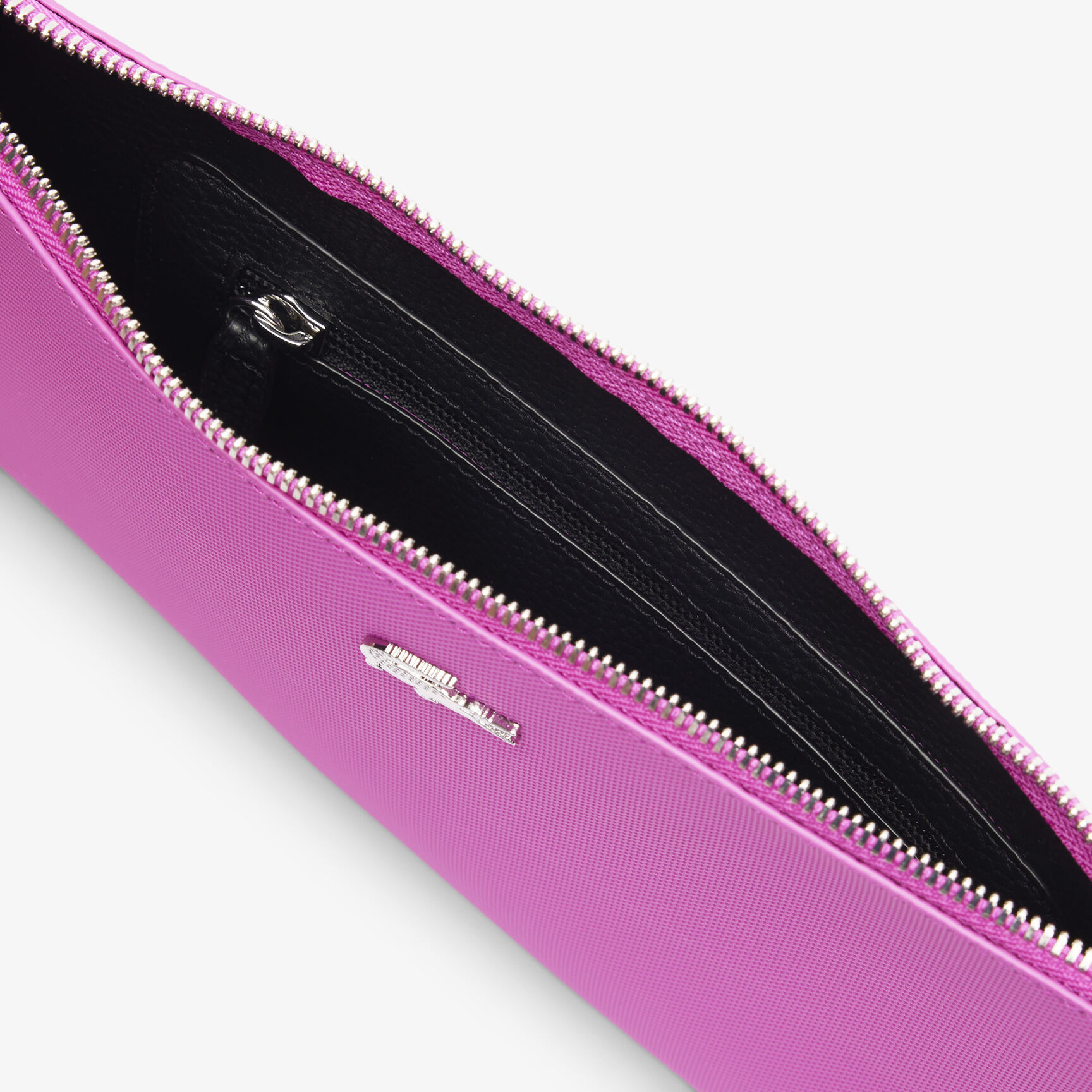 حقيبة آنا من قماش بيكيه المطلي حقيبة آنا من قماش بيكيه المطلي