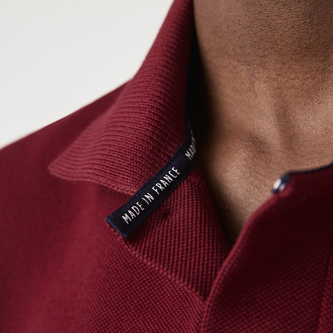 تيشيرت بولو لاكوست قطن عضوي بقصة كلاسيكية للرجال مجموعة Made in France تيشيرت بولو لاكوست قطن عضوي بقصة كلاسيكية للرجال مجموعة Made in France