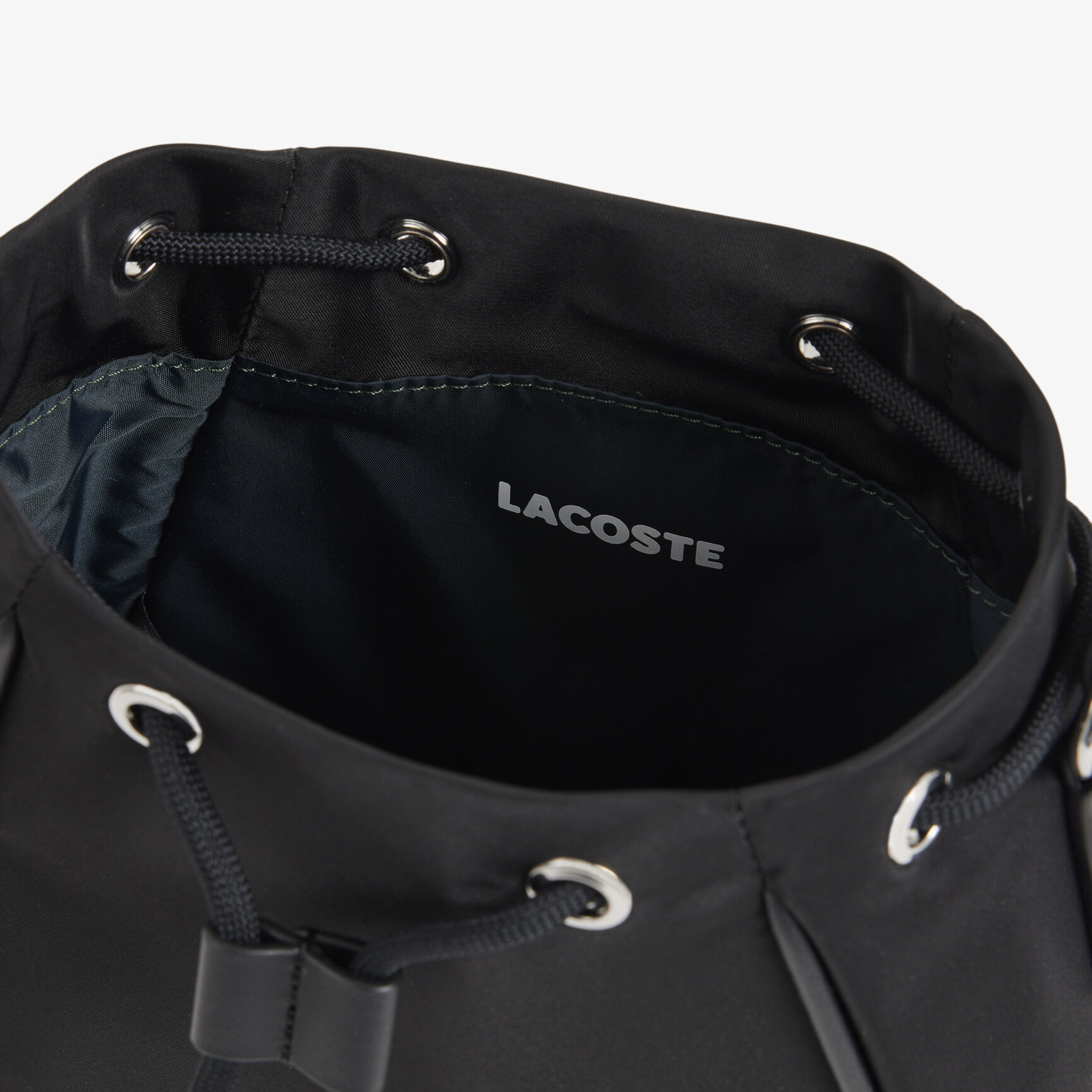 Small Day in L Bucket Bag