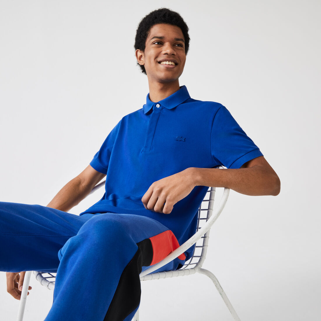 قميص بولو بيكيه باريسي بقصة عادية