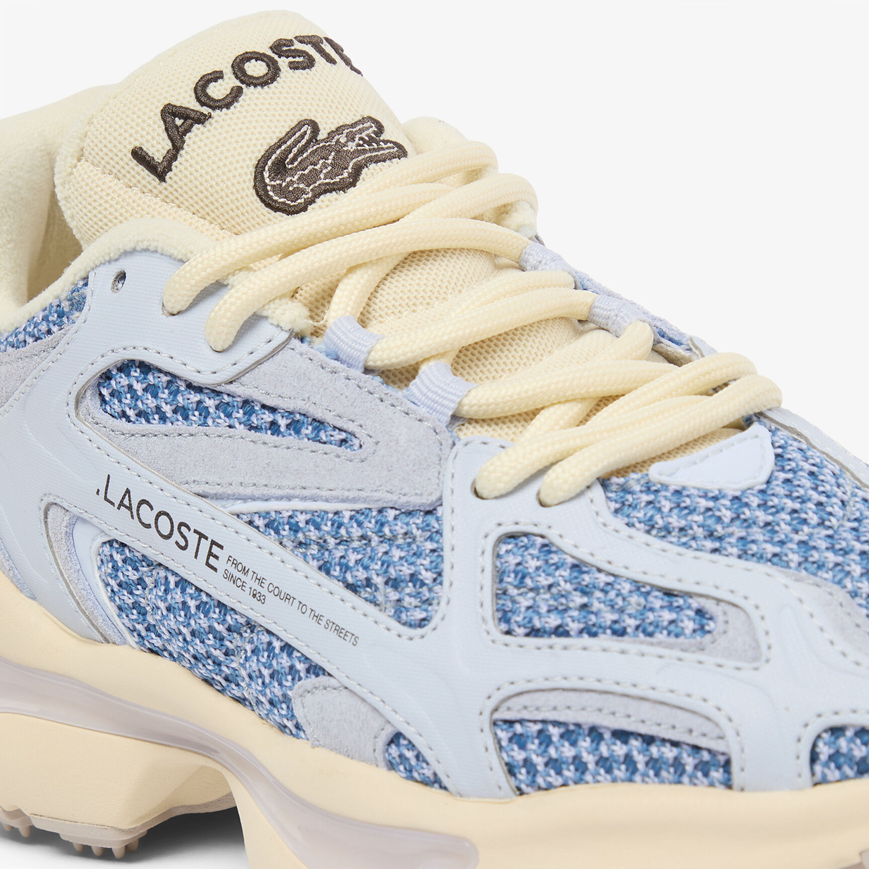 حذاء رياضي نسائي L003 2K24