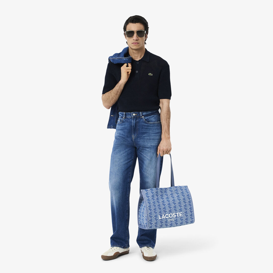 حقيبة كبيرة من قماش الجاكار التراثي حقيبة كبيرة من قماش الجاكار التراثي