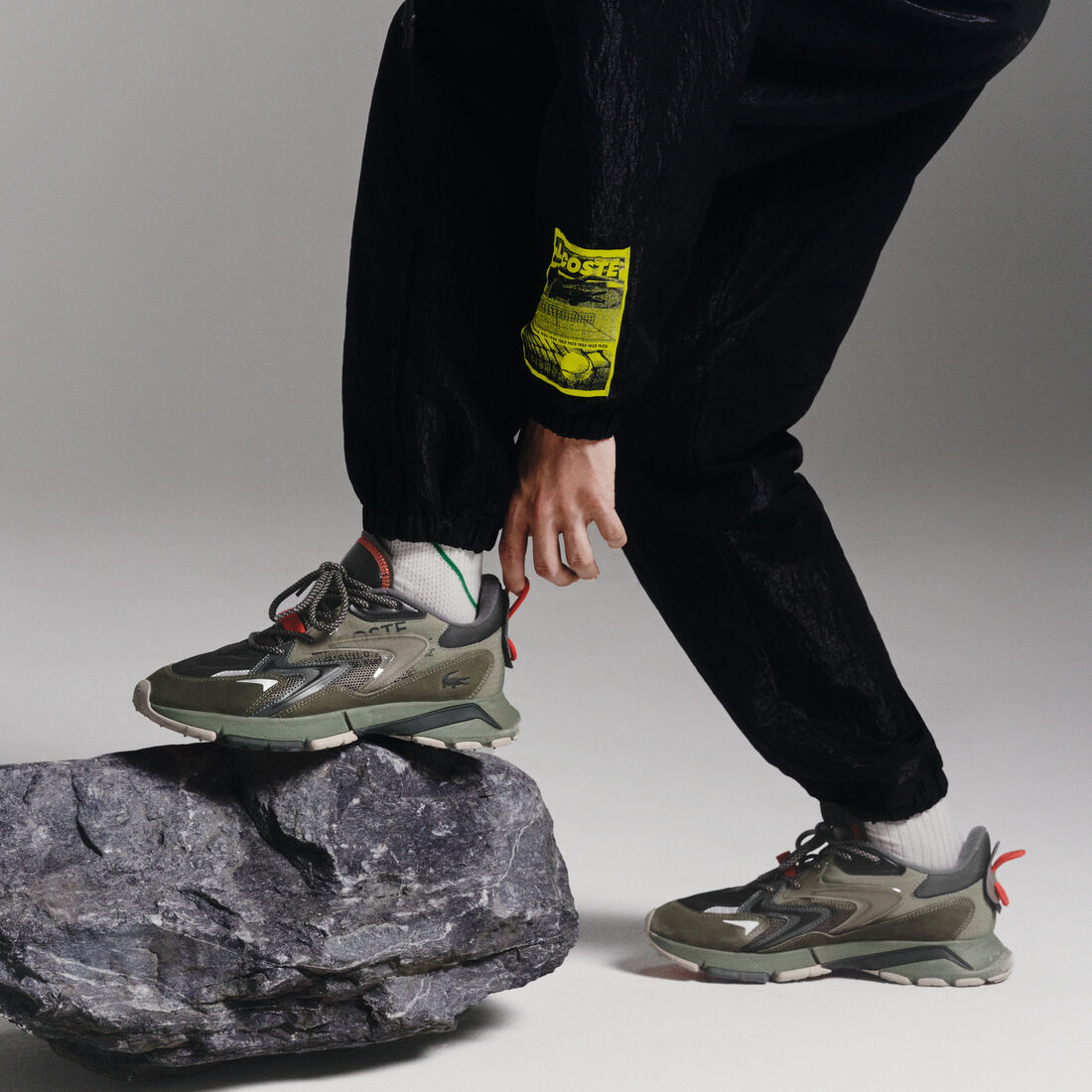 حذاء رياضي L003 نيو تيك للرجال حذاء رياضي L003 نيو تيك للرجال