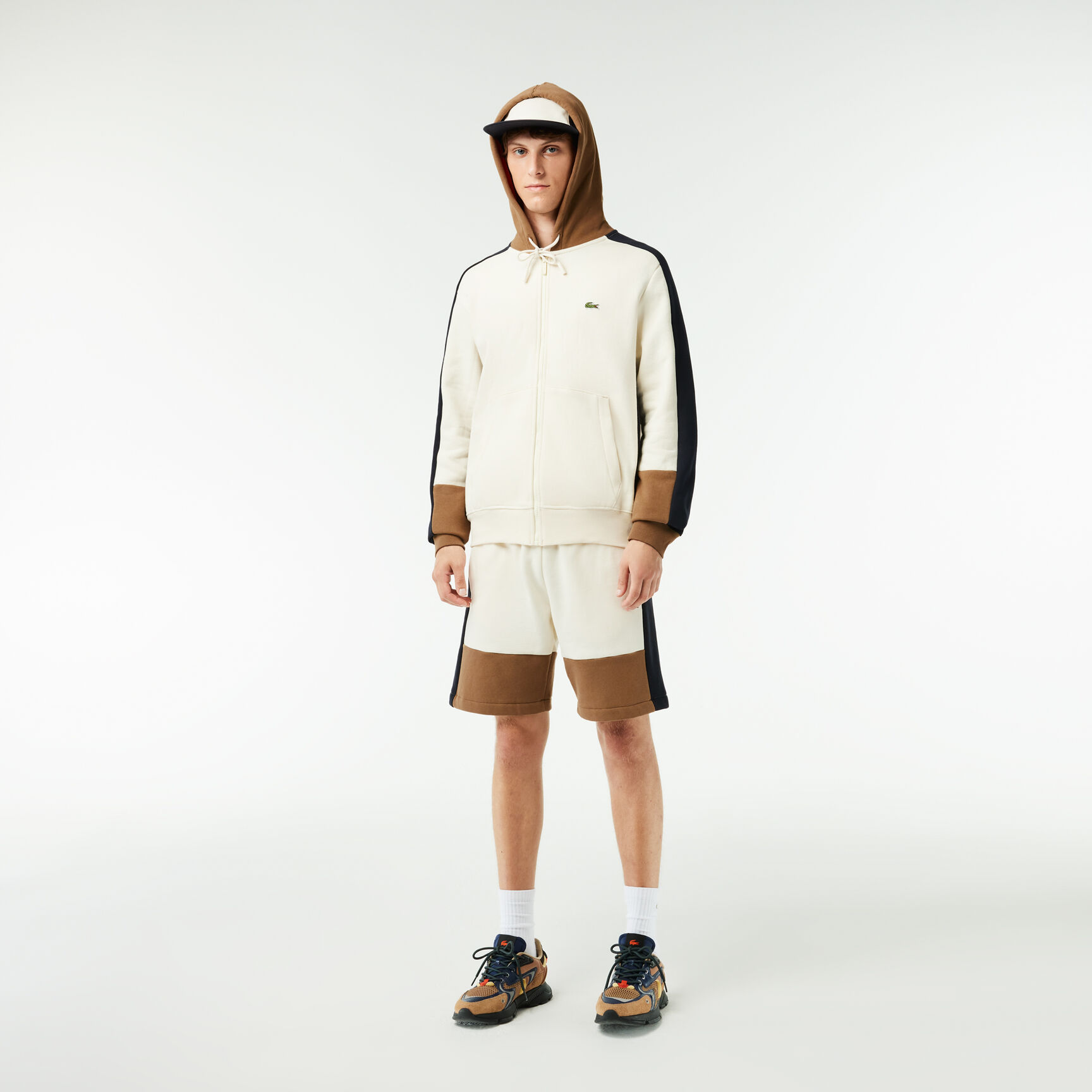 سويت شيرت جاكار بنقشة شعار الماركة وسحَّاب من مجموعة باريس سويت شيرت جاكار بنقشة شعار الماركة وسحَّاب من مجموعة باريس