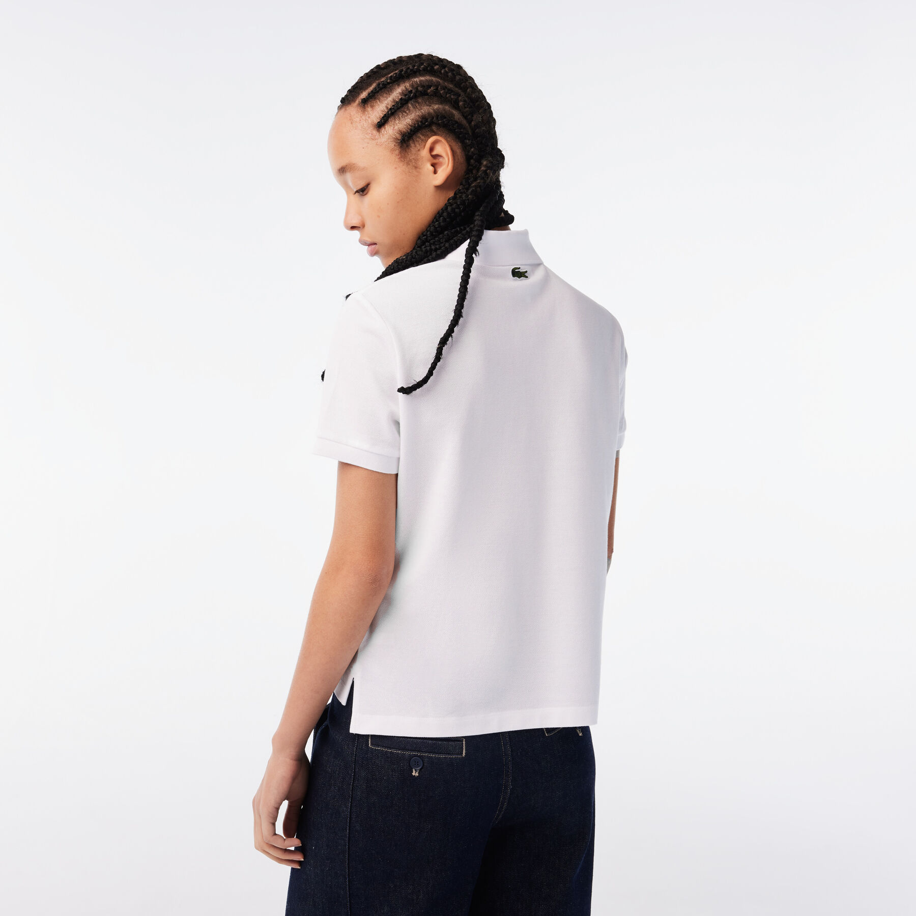 تيشيرت بولو بطبعة تمساح للنساء مجموعة Lacoste x Netflix لاكوست تيشيرت بولو بطبعة تمساح للنساء مجموعة lacoste x netflix