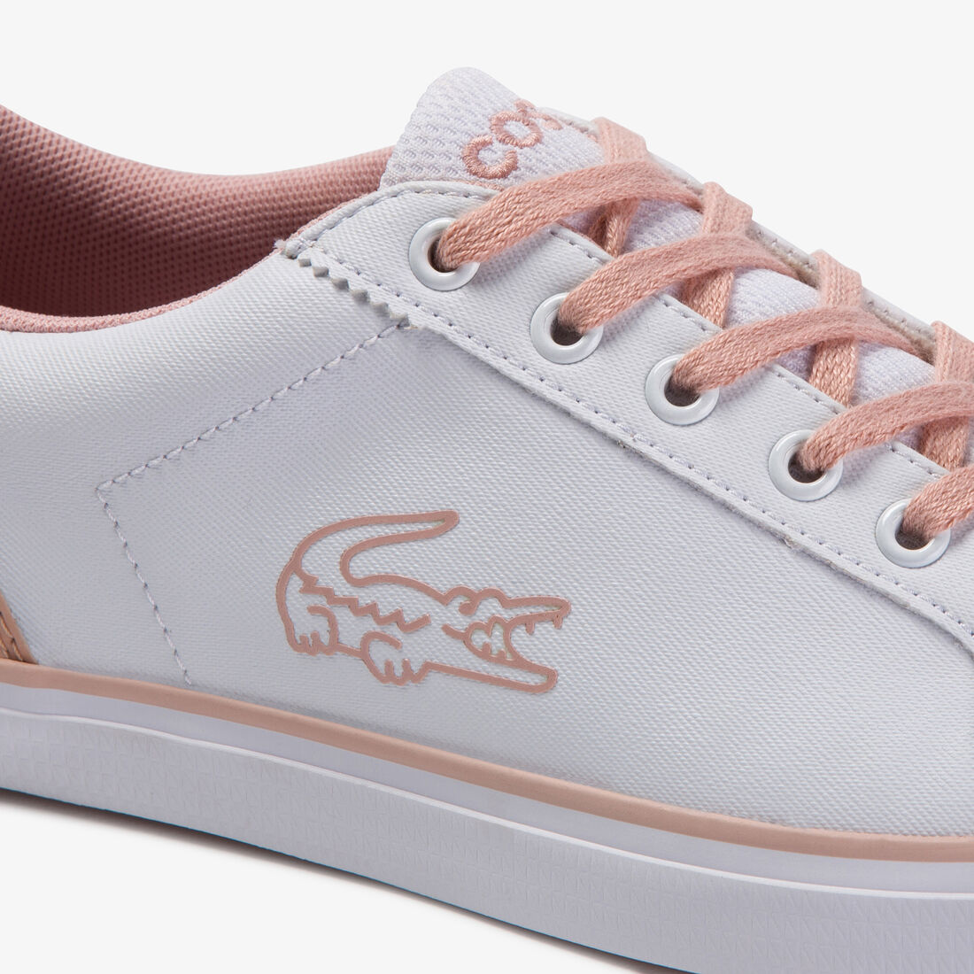 حذاء رياضي للشباب من مواد صناعية وقماش بأربطة من مجموعة Lerond حذاء رياضي للشباب من مواد صناعية وقماش بأربطة من مجموعة Lerond