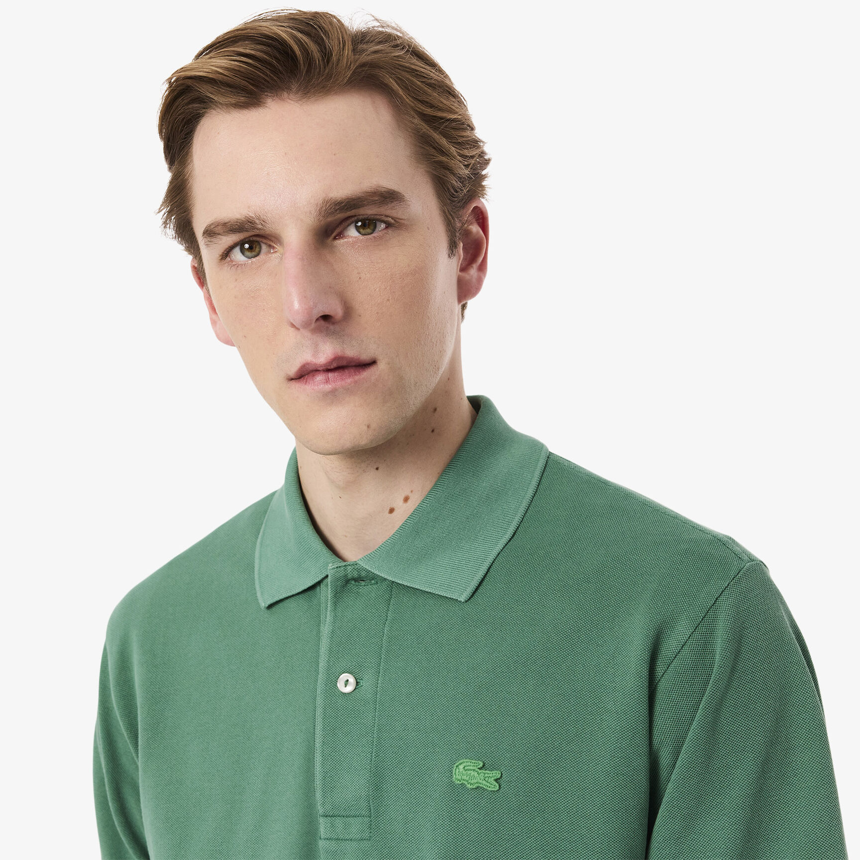 قميص بولو بقصة كلاسيكية L.12.12 ذو تأثير مغسول