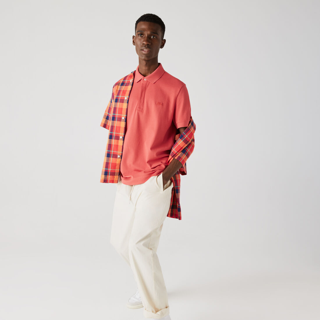 قميص بولو بيكيه باريسي بقصة عادية