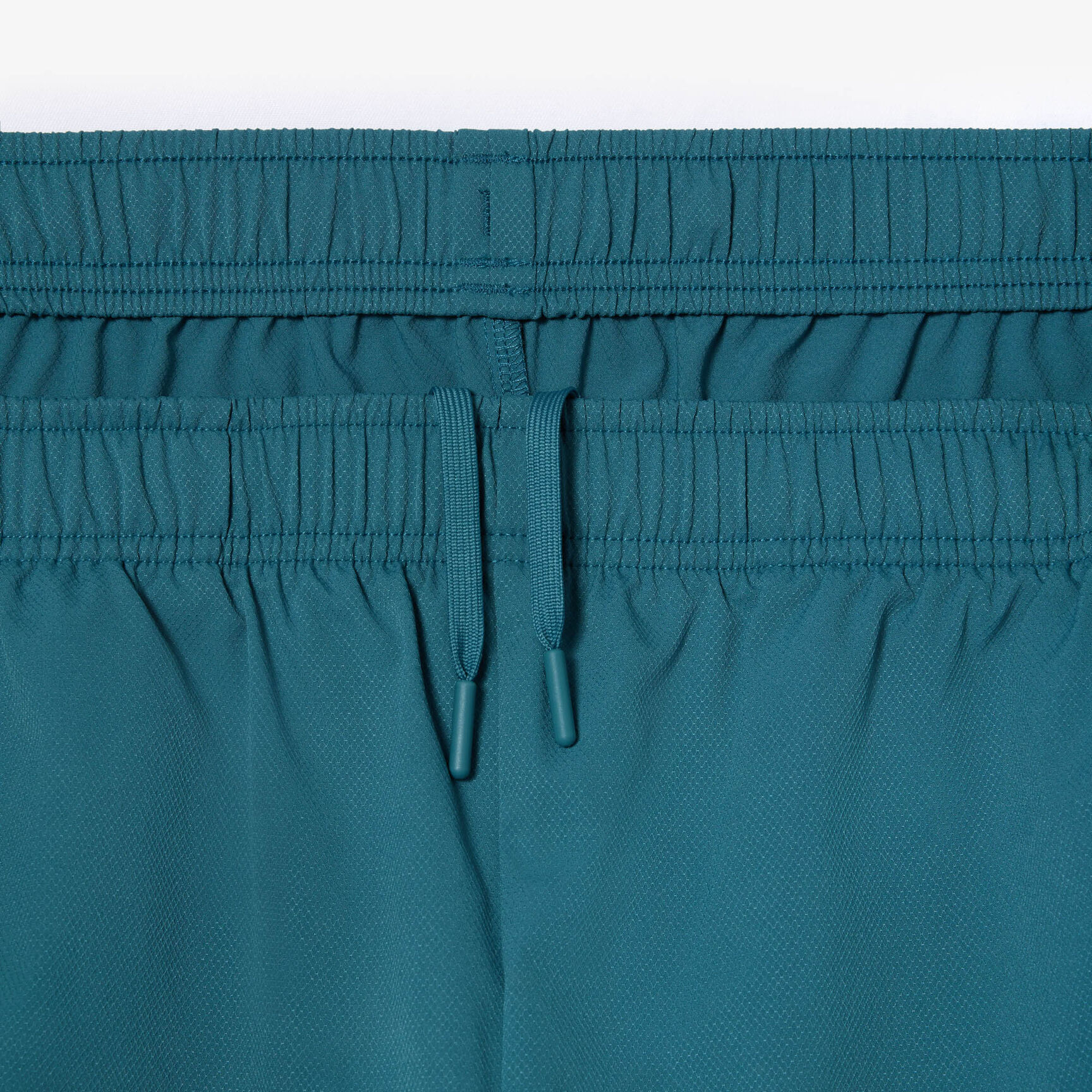 شورت تنس خفيف الوزن غير مُبطن