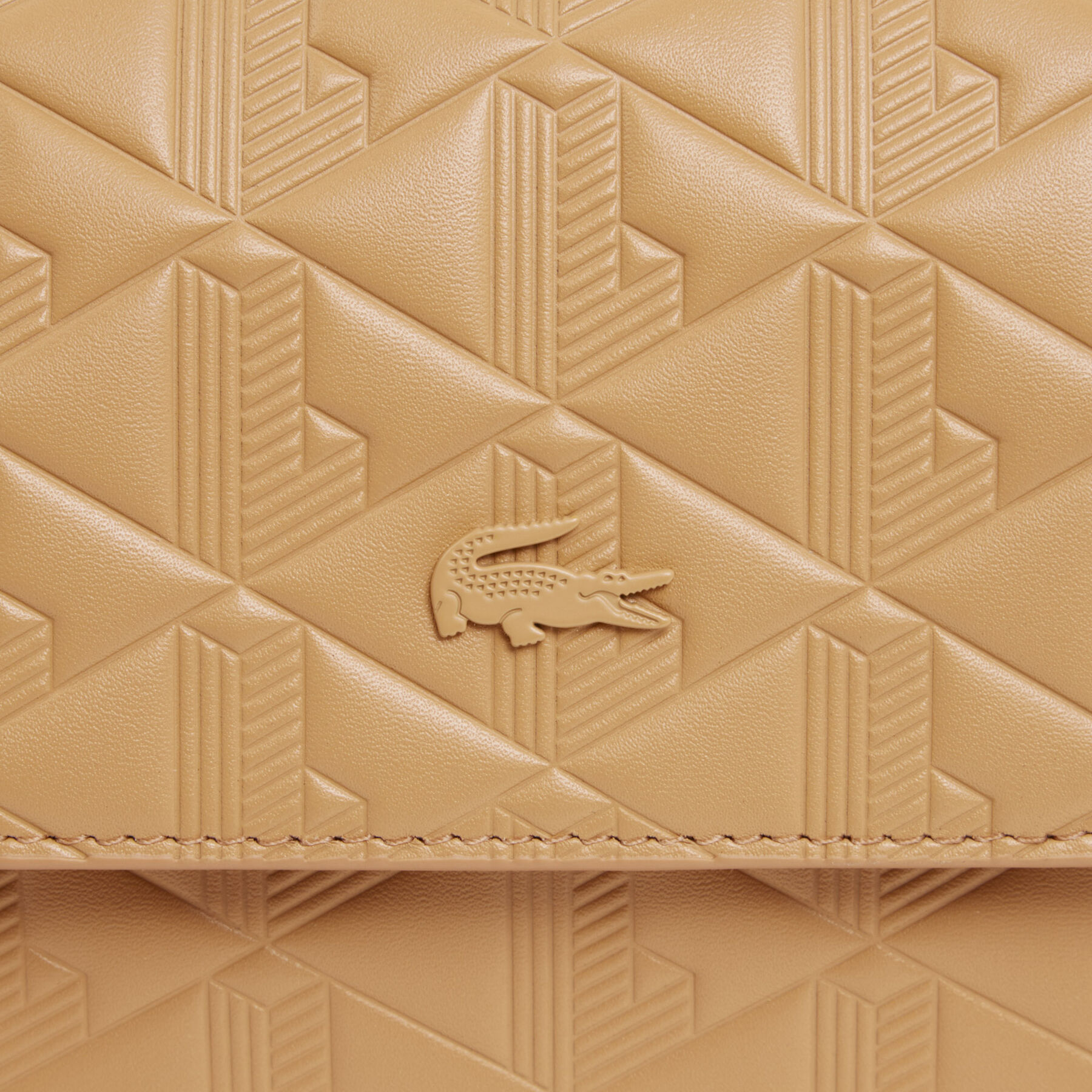 lacoste maheki embossed leather shoulder bag