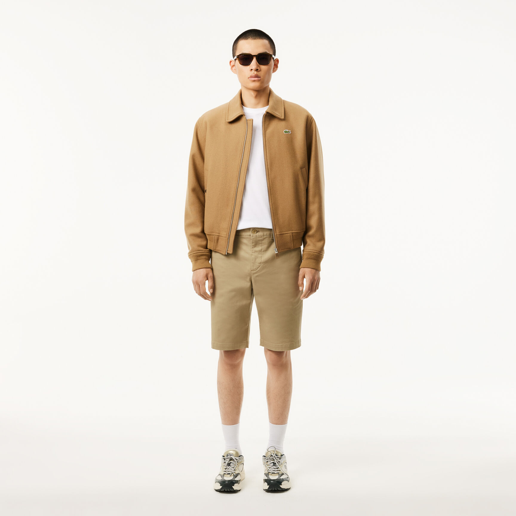 شورت تشينو قطني مطاطي بقصّة ضيقة