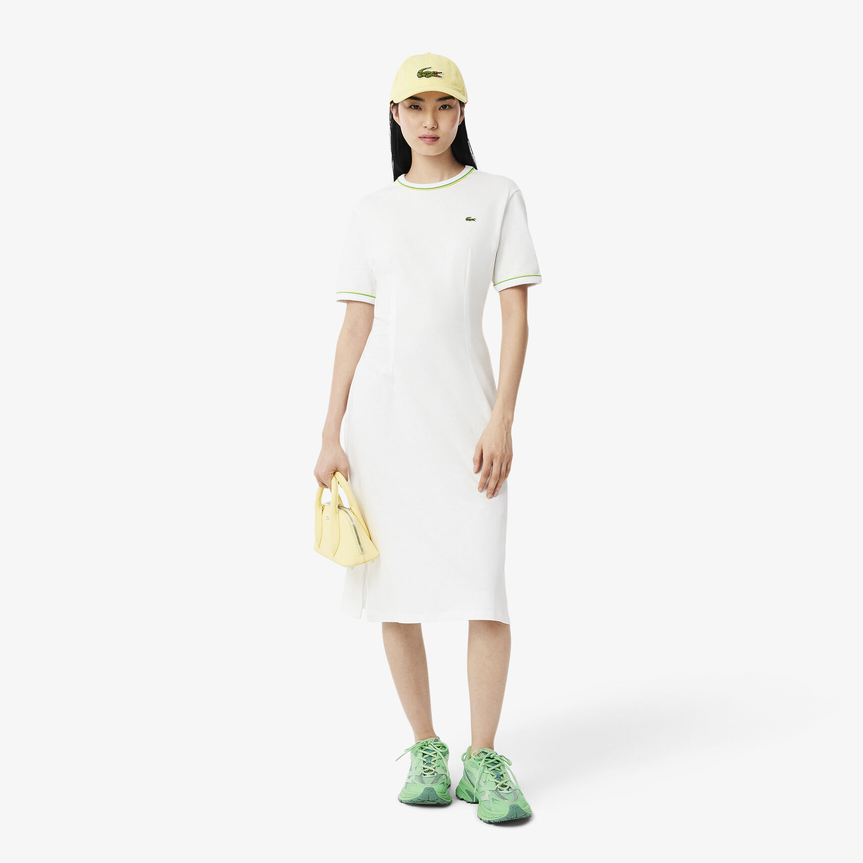 فستان تي شيرت من الجيرسي مع لمسات نهائية فستان تي شيرت من الجيرسي مع لمسات نهائية