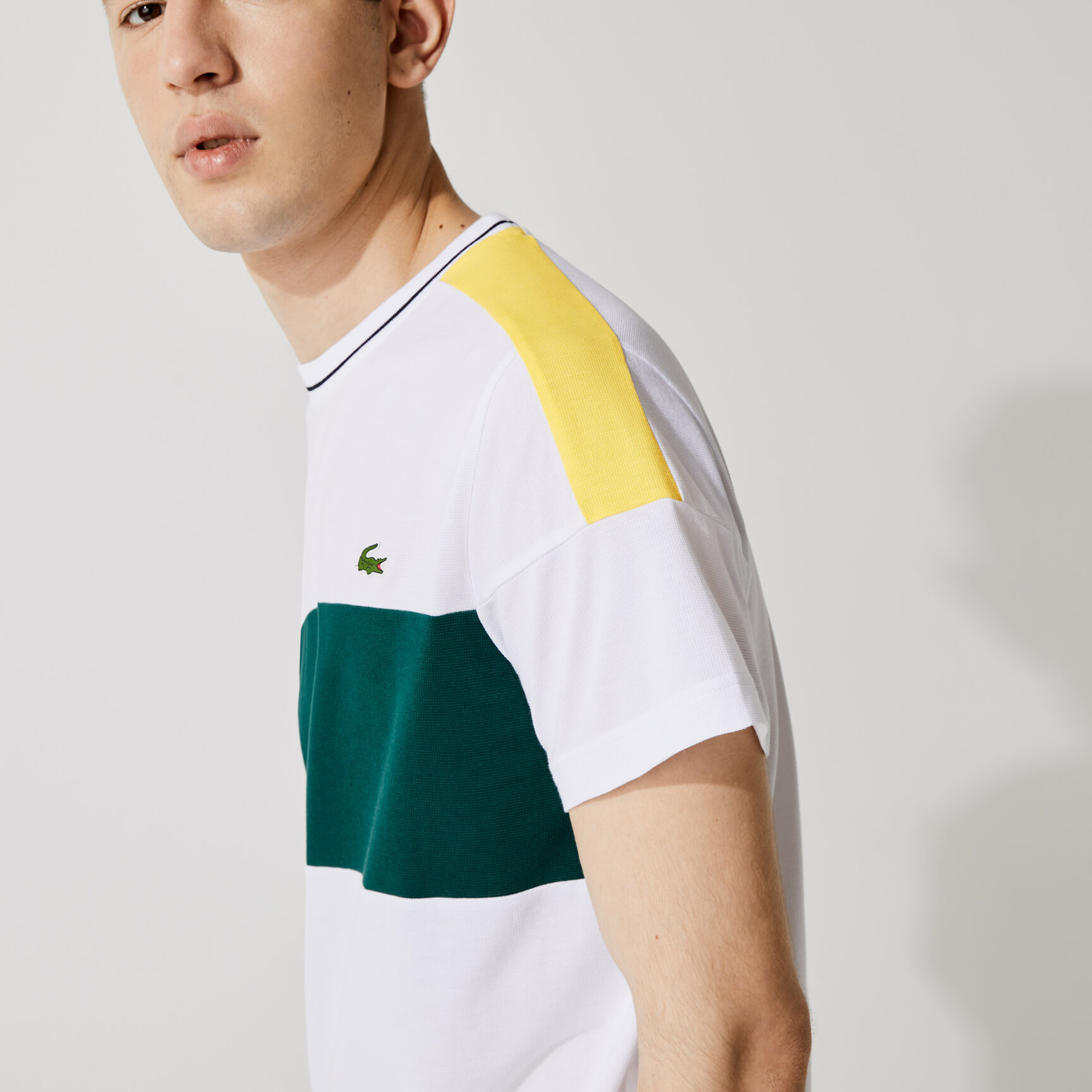 تيشيرت رياضي للرجال من القطن الخفيف للغاية من مجموعة Lacoste SPORT