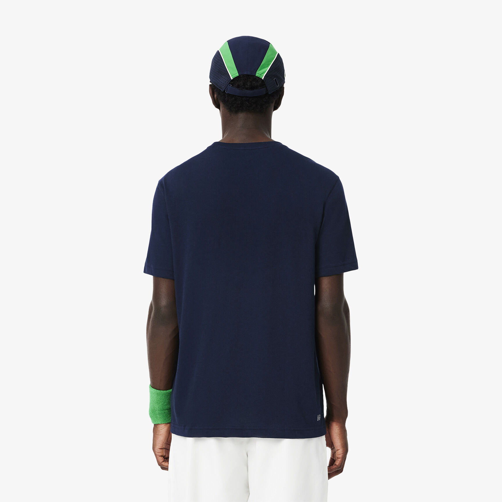 تي شيرت رياضي من القطن فائق الجفاف تي شيرت رياضي من القطن فائق الجفاف