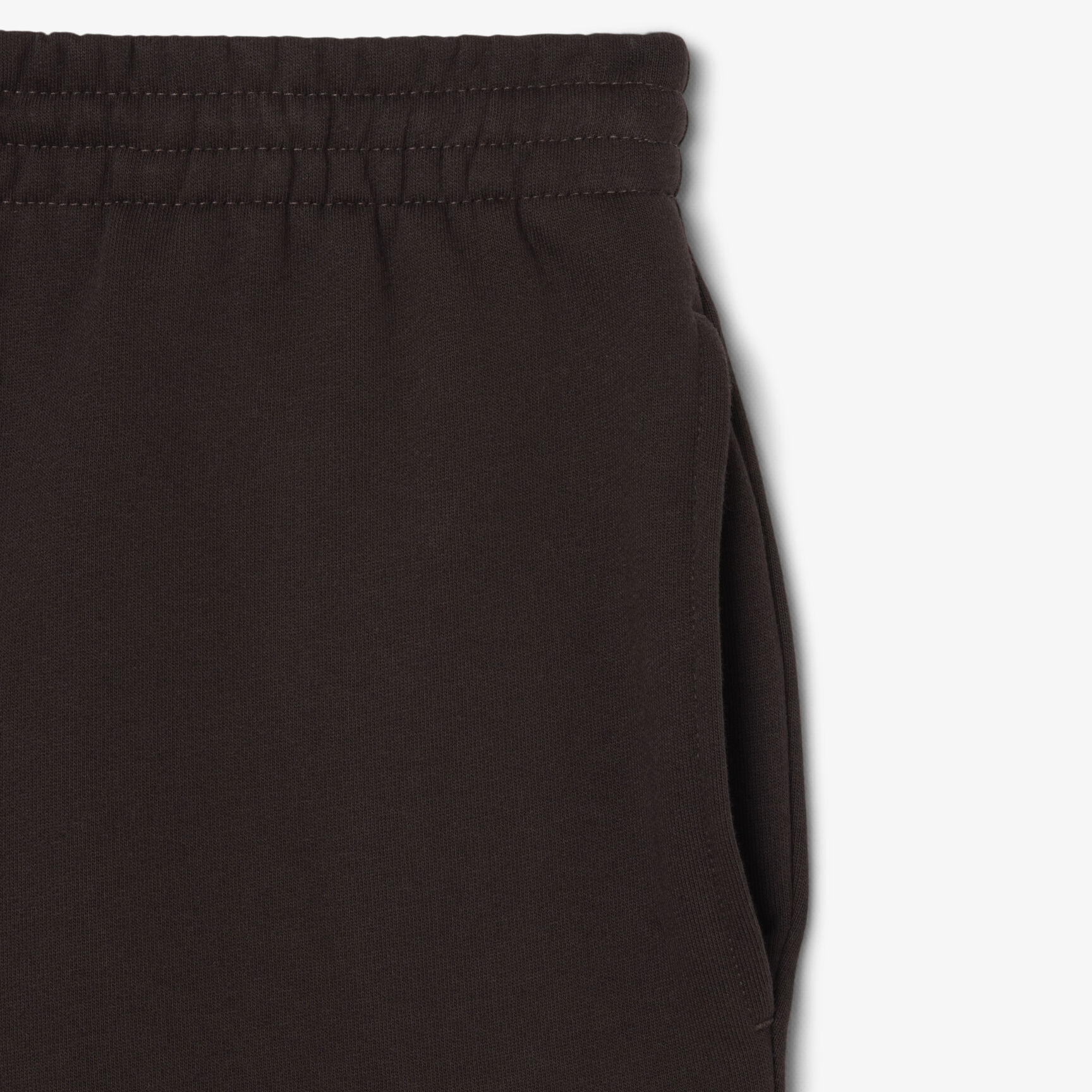 شورت صوف بقصّة عادية شورت صوف بقصّة عادية