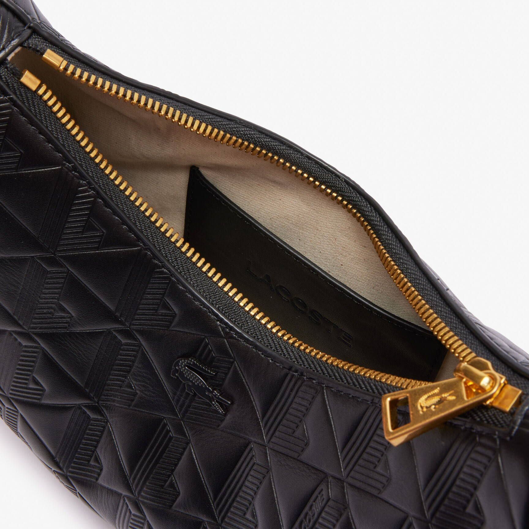 محفظة ماهيكي الجلدية المنقوشة على شكل نصف قمر